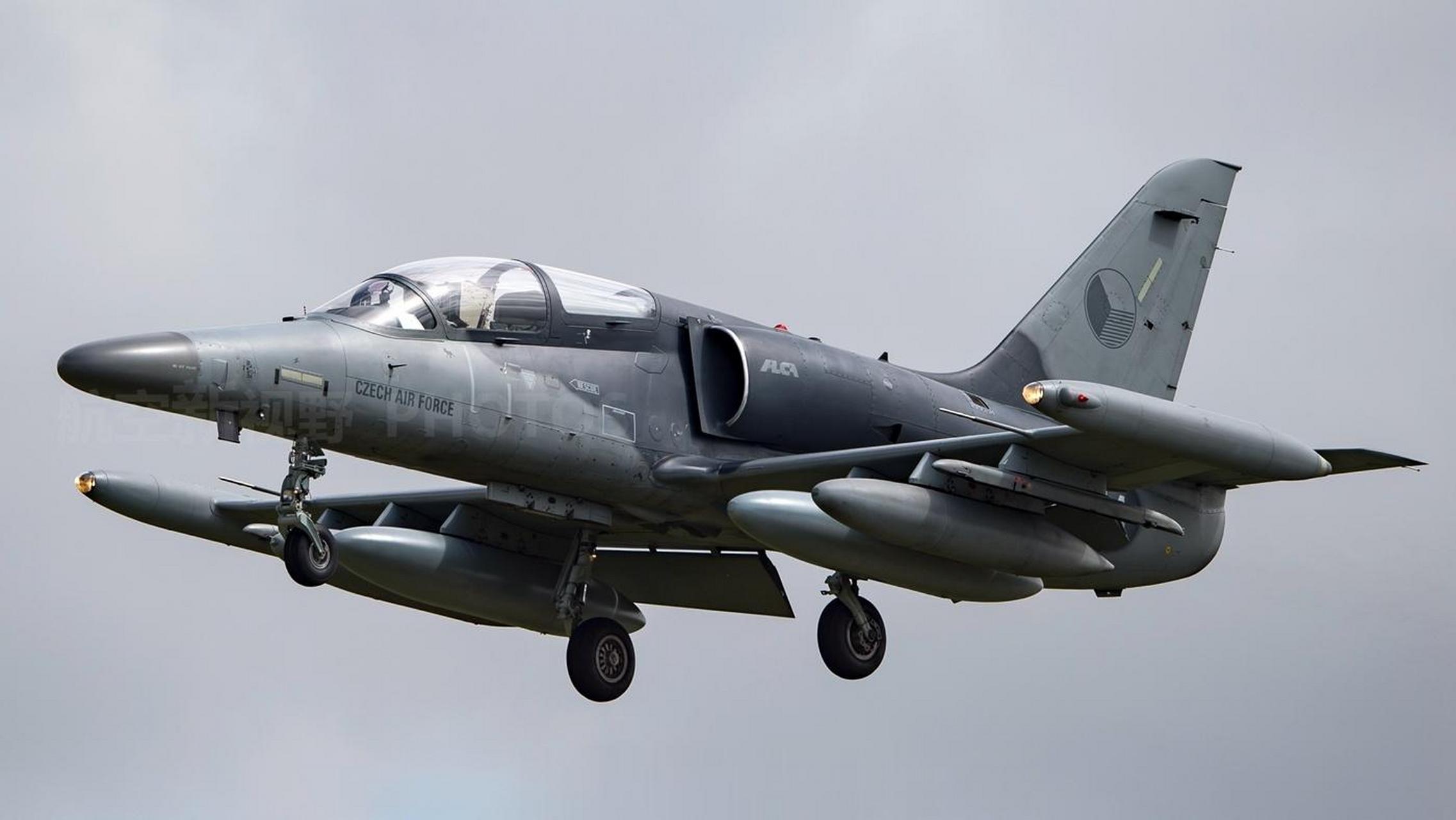 航空新视野# 捷克空军装备的l159教练机,目前依旧有不少国外空军妆父