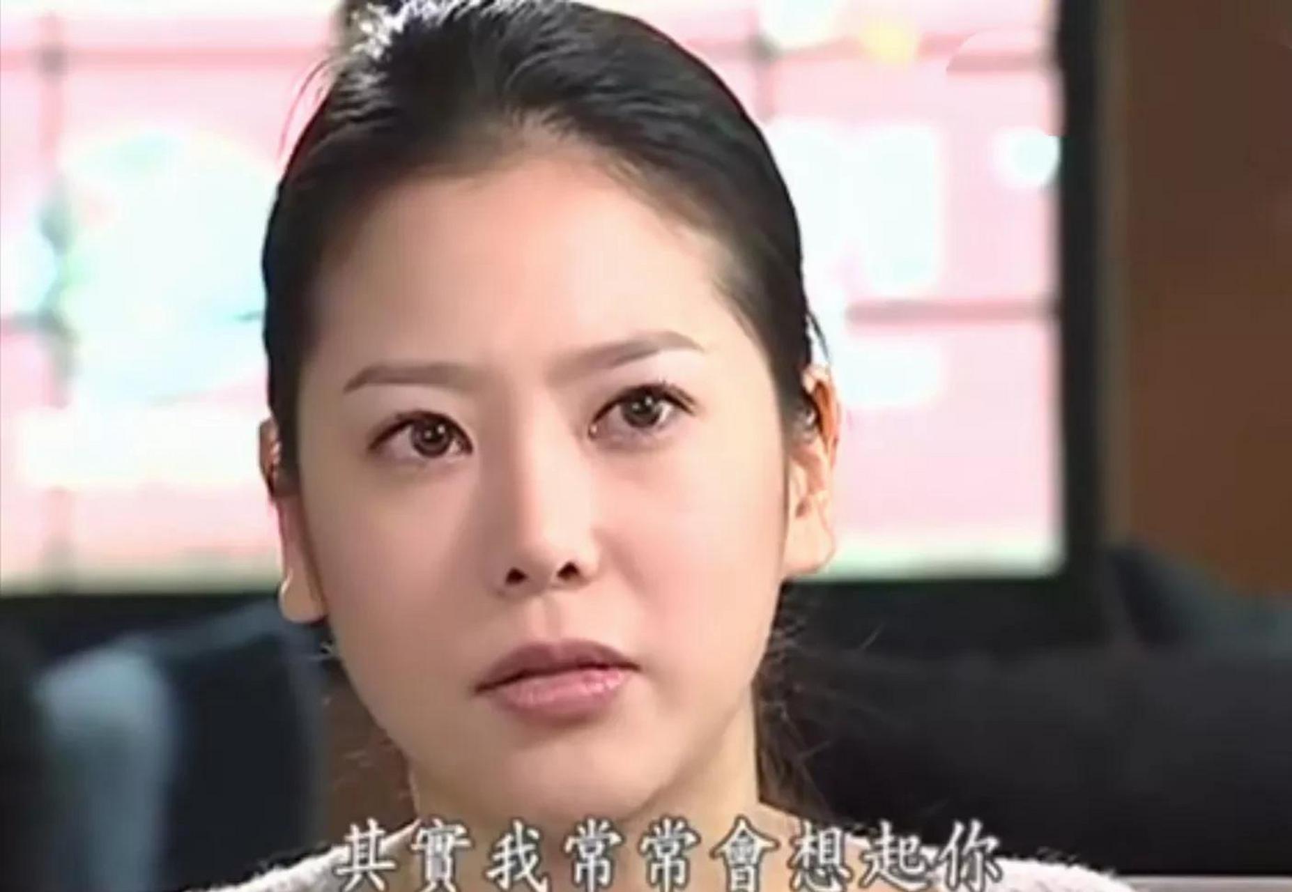 《说不出的爱》赞浩的女友在他服兵役的时候,移情别恋,嫁给了别人