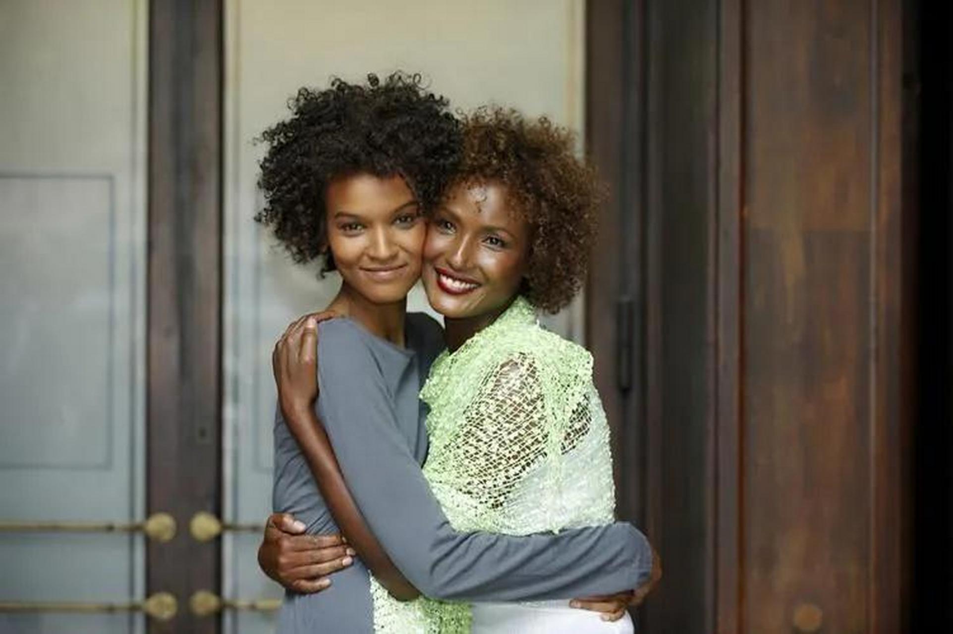 故事的主人公叫华莉丝.