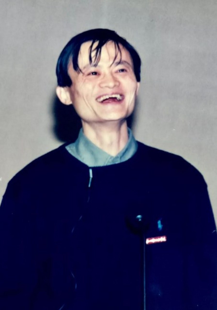 几乎所有人看到马云都会印象深刻,因为像外星人et呗.