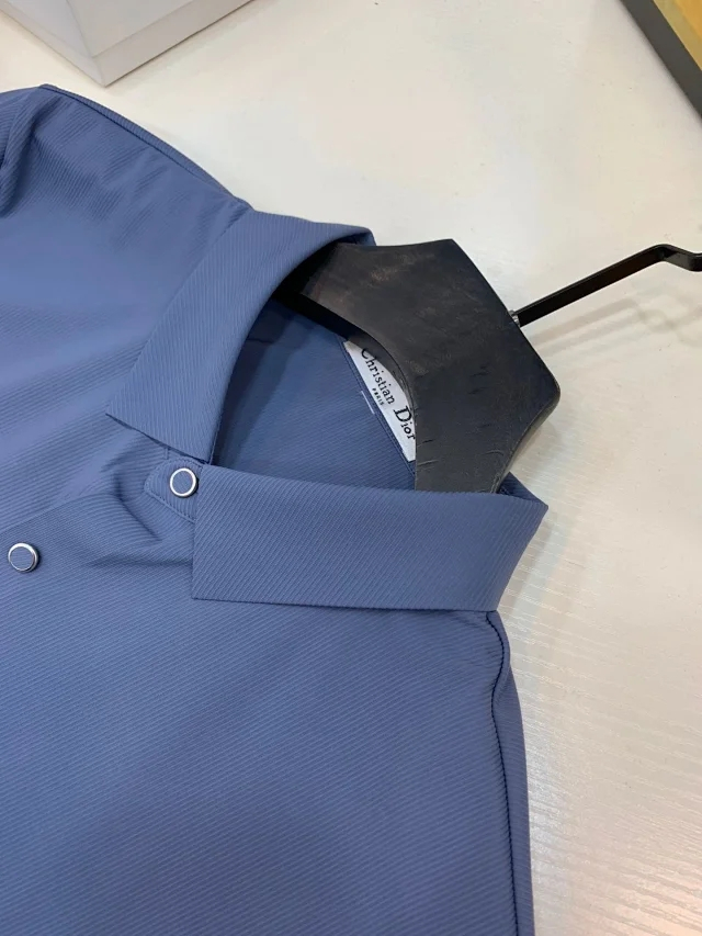 今日分享:迪奥衬衣 进口冰丝针织面料!摩登大气.