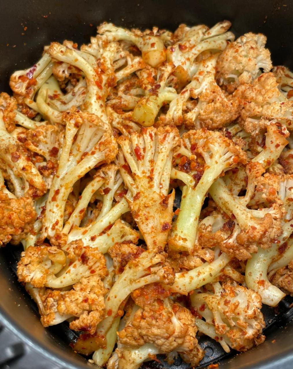 今天就用它做个烤花菜,热量不到200卡的烧烤自由,减脂期放心吃!