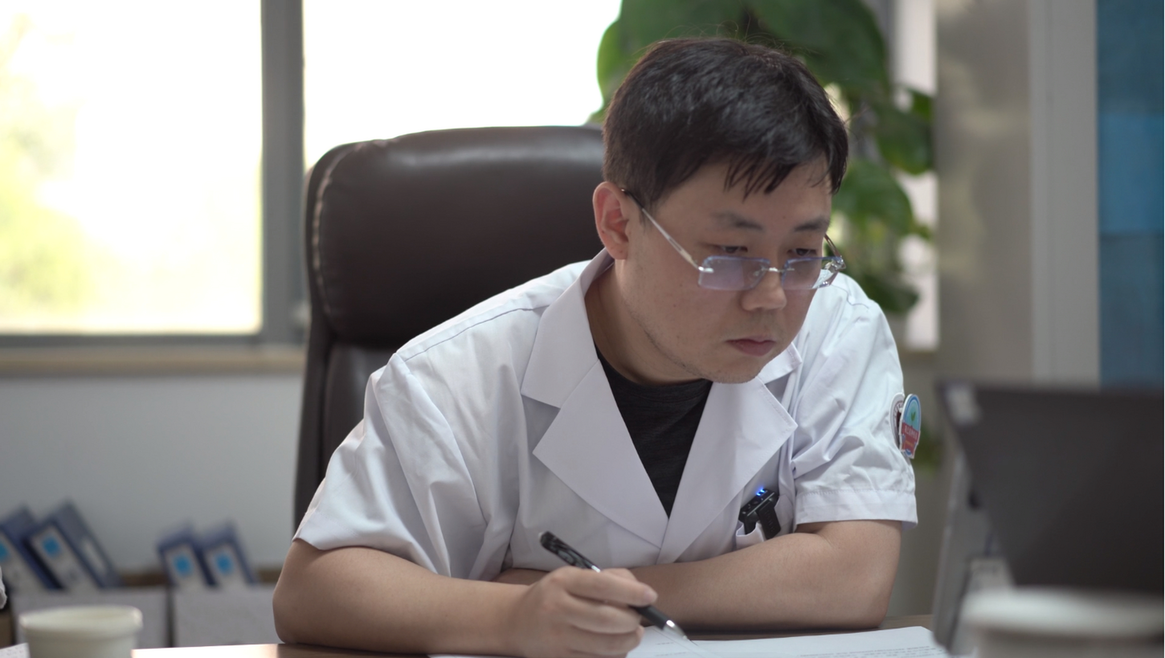 大家好,我是中医安佳琳.