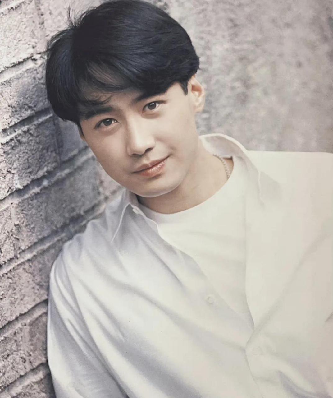 百家号星火计划# 黎明真的是淡颜系天花板,颜值气质这块yyds [爱腯