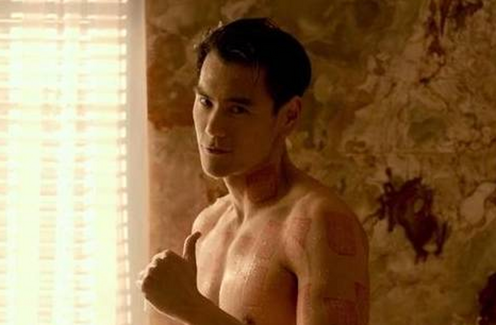 39岁彭于晏,那一身肌肉太赞了,如果你也想练同款,get5个动作