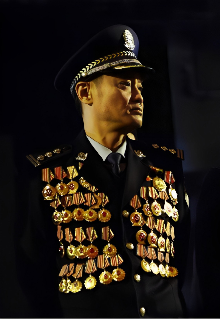 中国最帅男军警图片