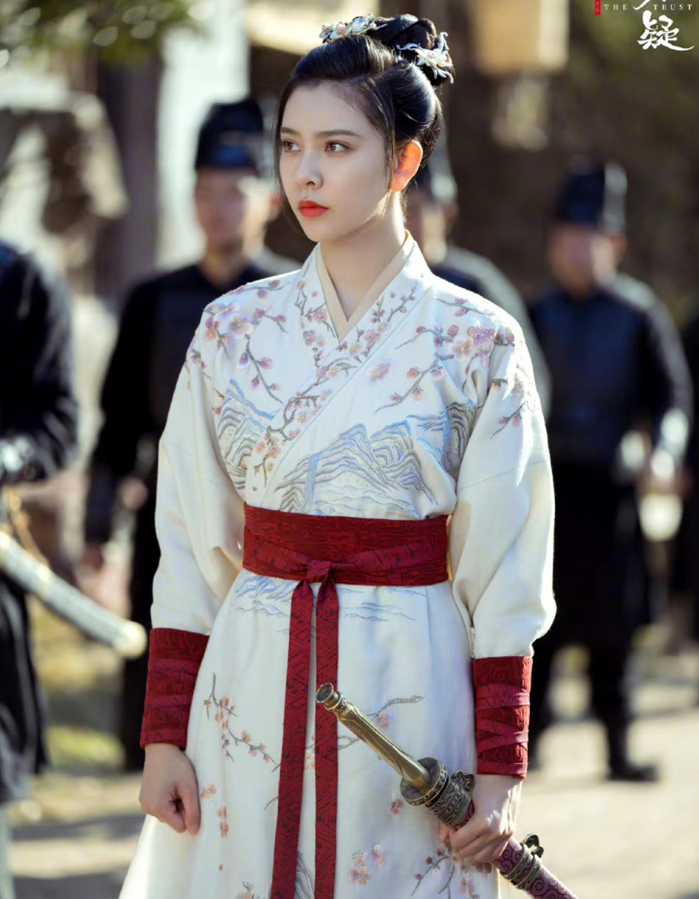 最新剧集《恩爱两不疑》正热播,宋妍霏扮演的女主角徐