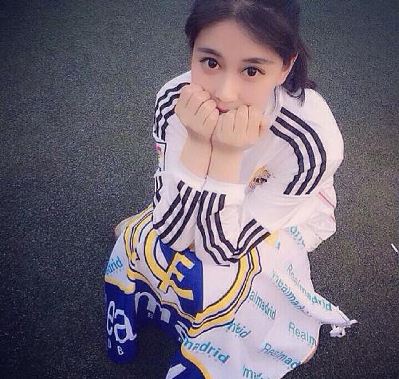 最美运动女神# 皇马3-0战胜巴伦西亚,想必皇马的女球迷们都很开心吧!