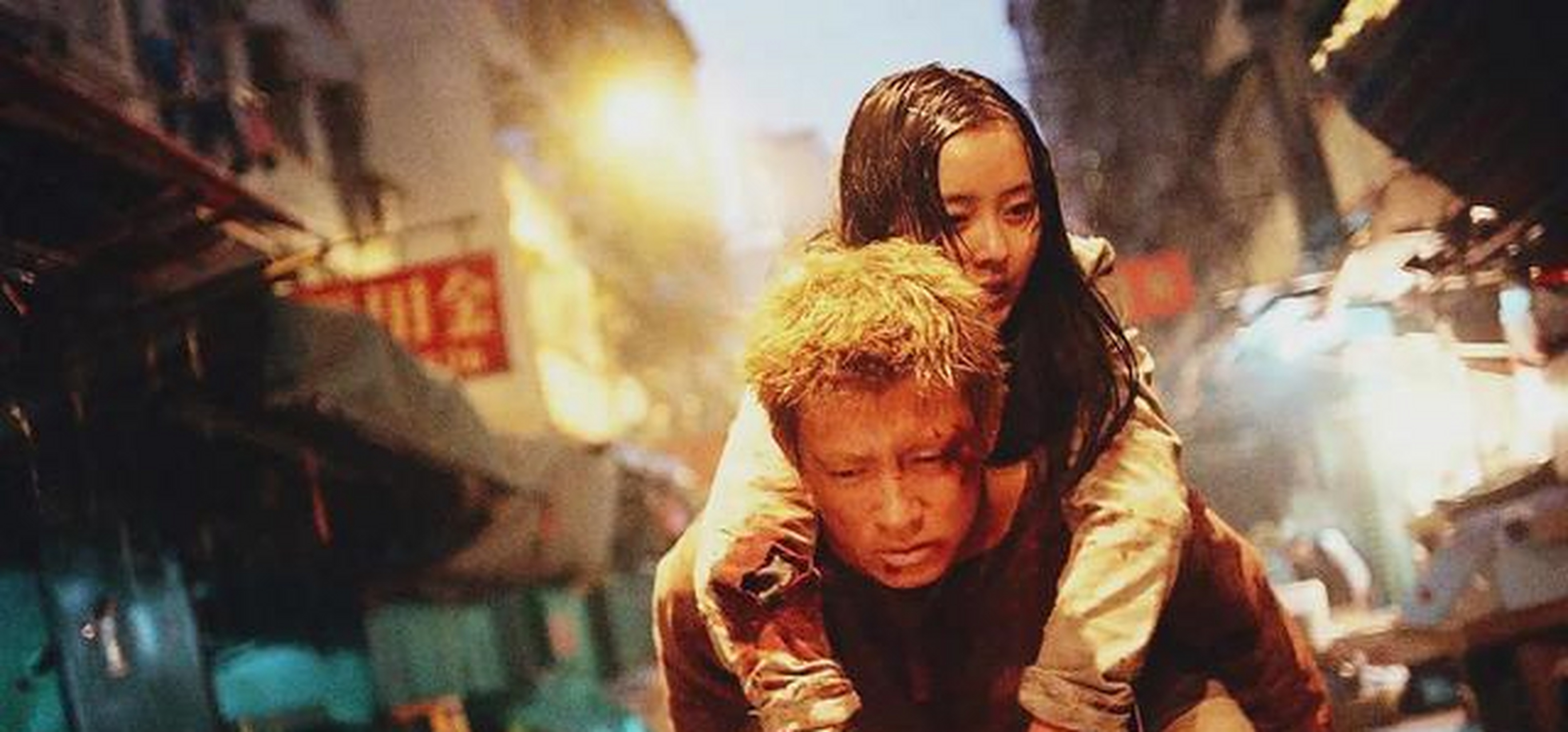 《狗咬狗》可以说是陈冠希的巅峰之作, 他在息影之前一共演了25部电影