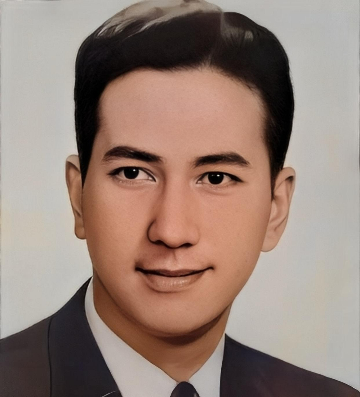 赌王"何鸿燊年轻时山,真的超级帅!