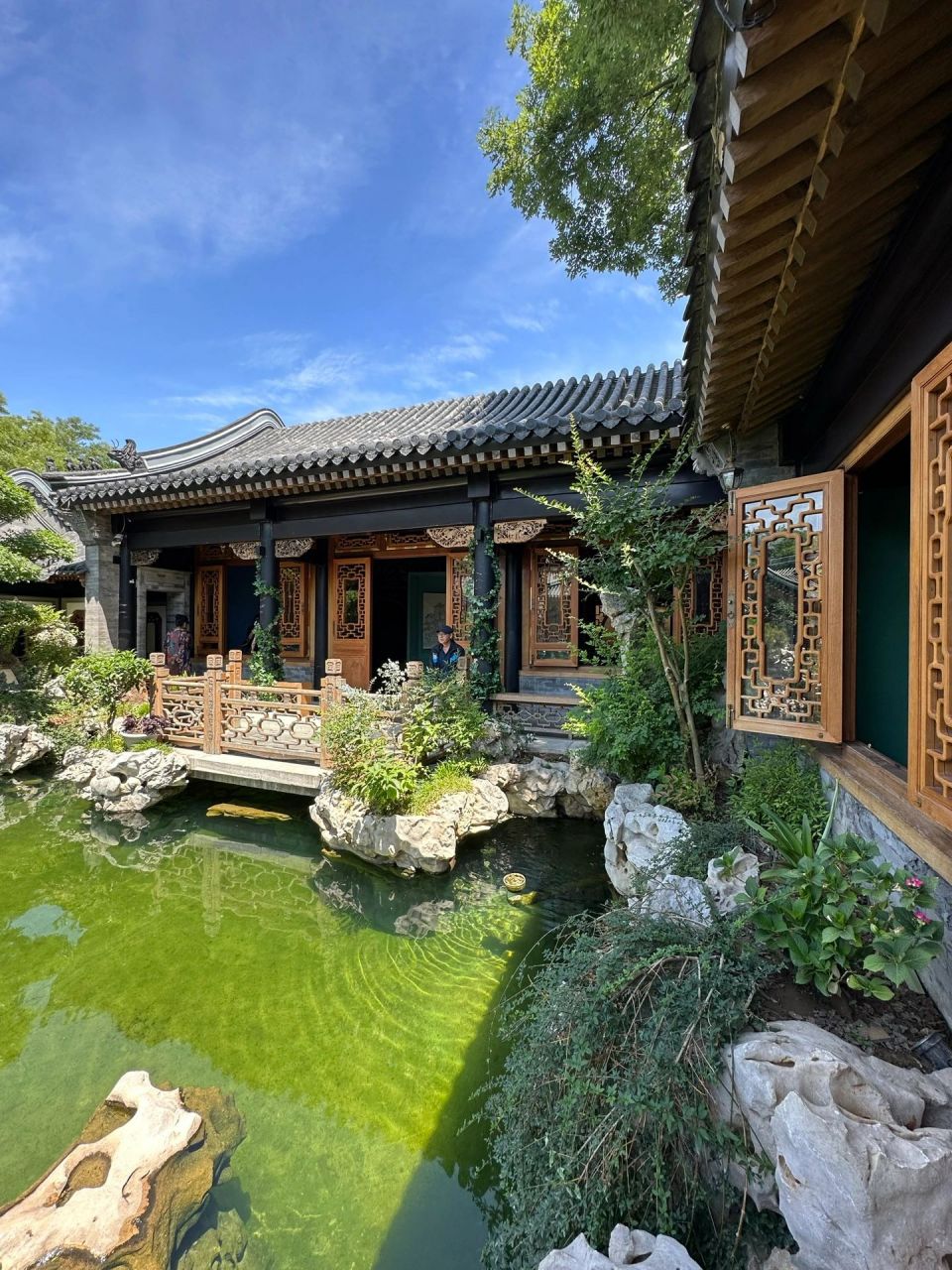 古典园林:北京南池子光影点景 #品质生活家# #古典园林# #北京南池子