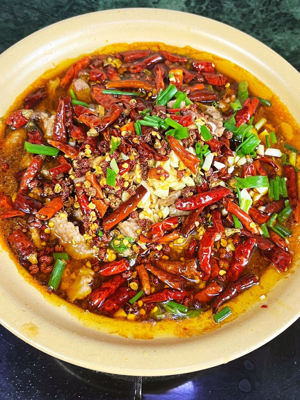 分享一道不输饭店水准的水煮牛肉家常做法  上川菜馆最爱点的一道水煮