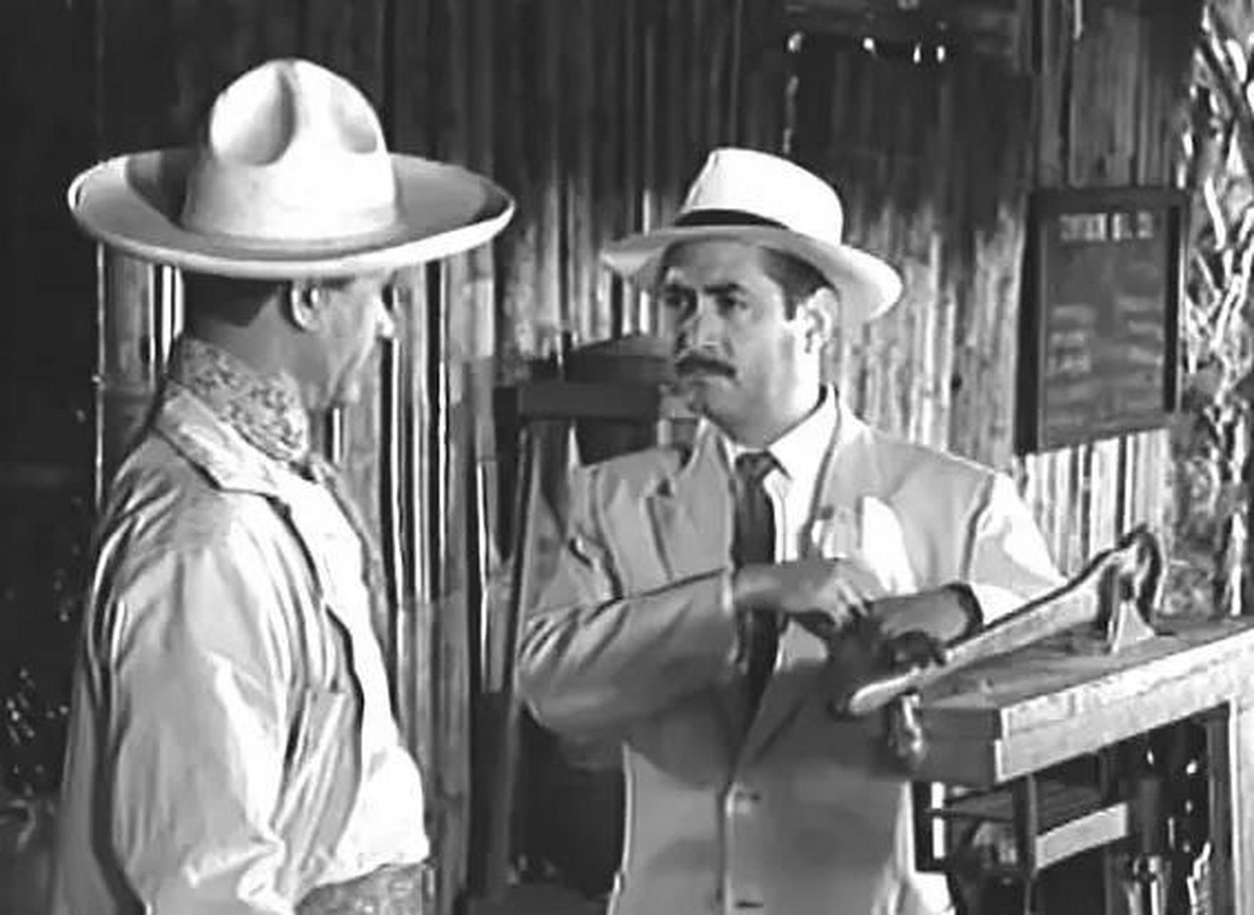 揭秘美国资本的凶残---墨西哥电影《白玫瑰》  1961年墨西哥拍摄的