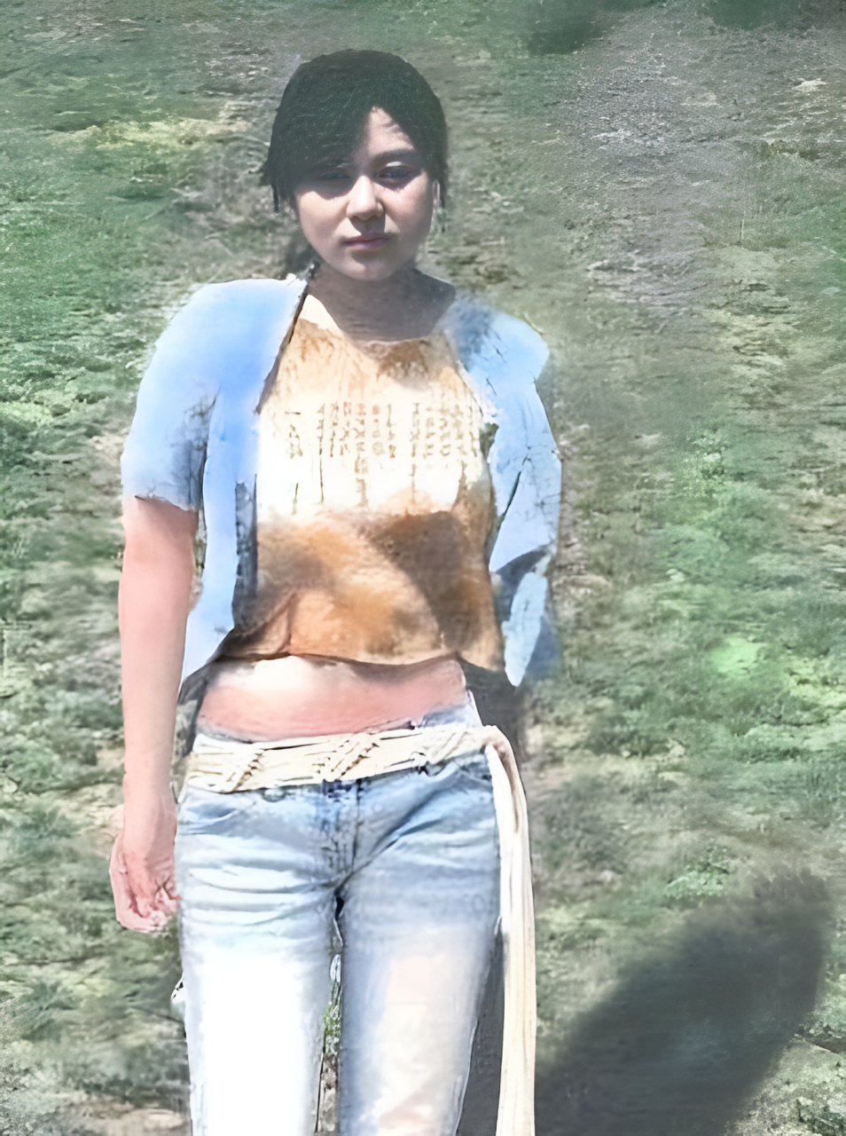 原来任雪希望子弹能射进她的嘴里,这样在她离开后,她的脸不至于太丑陋