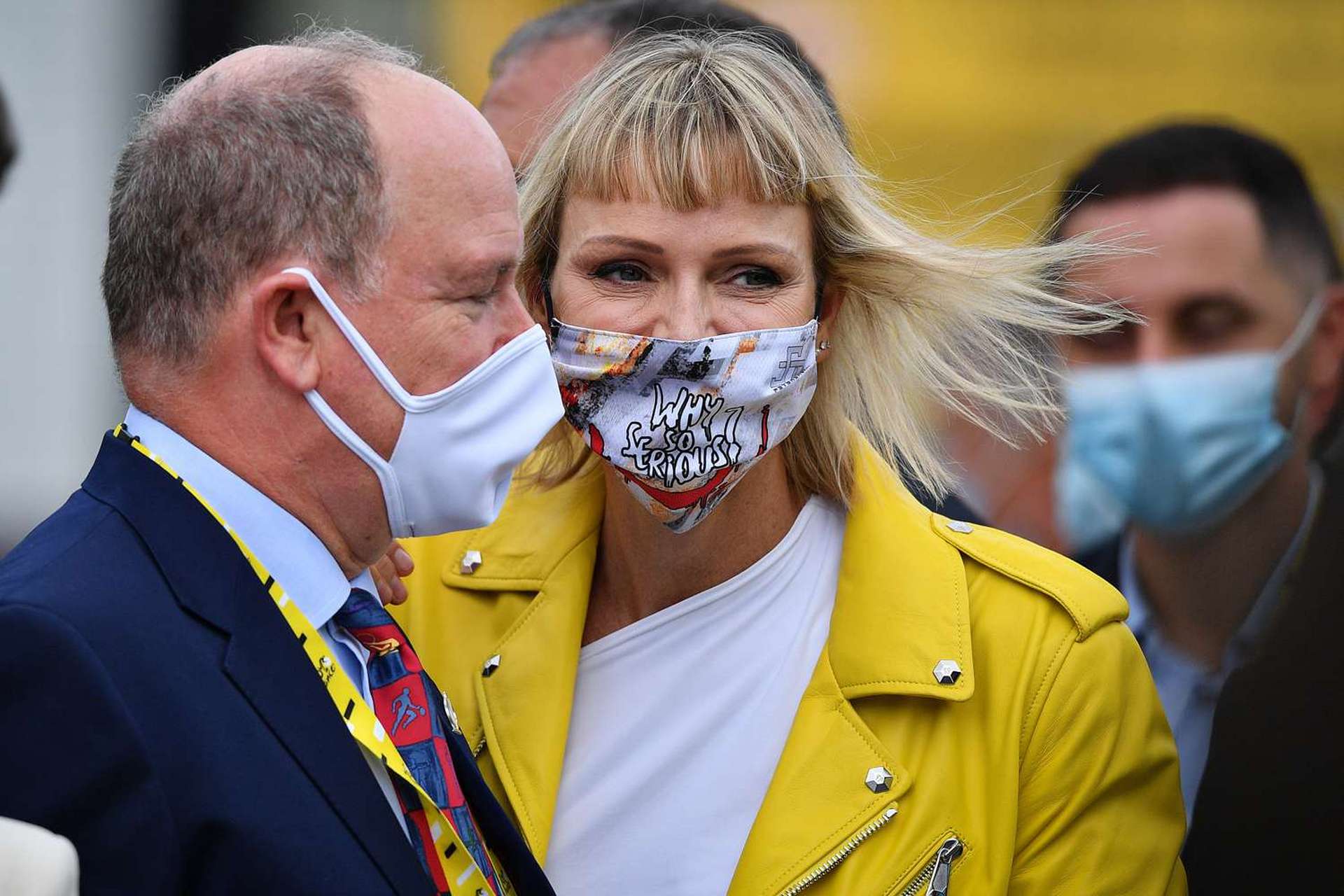 6天前,摩纳哥王妃夏琳在老家南非news24的采访里终于承认,是自己主动