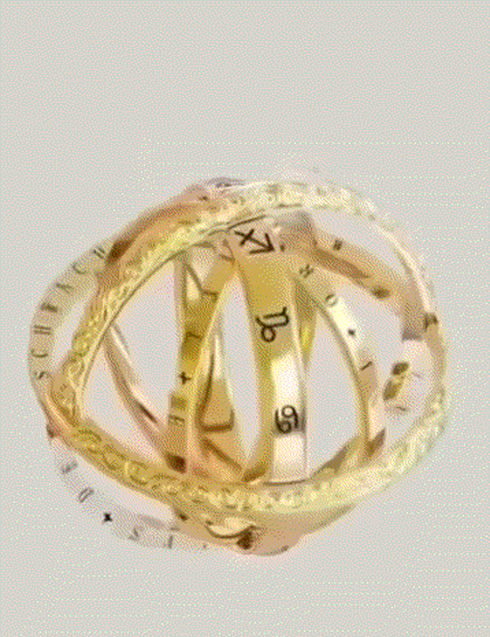 16世纪时德国手工局制造的机关戒指,纯黄金打造,打开后像个天文球戒指