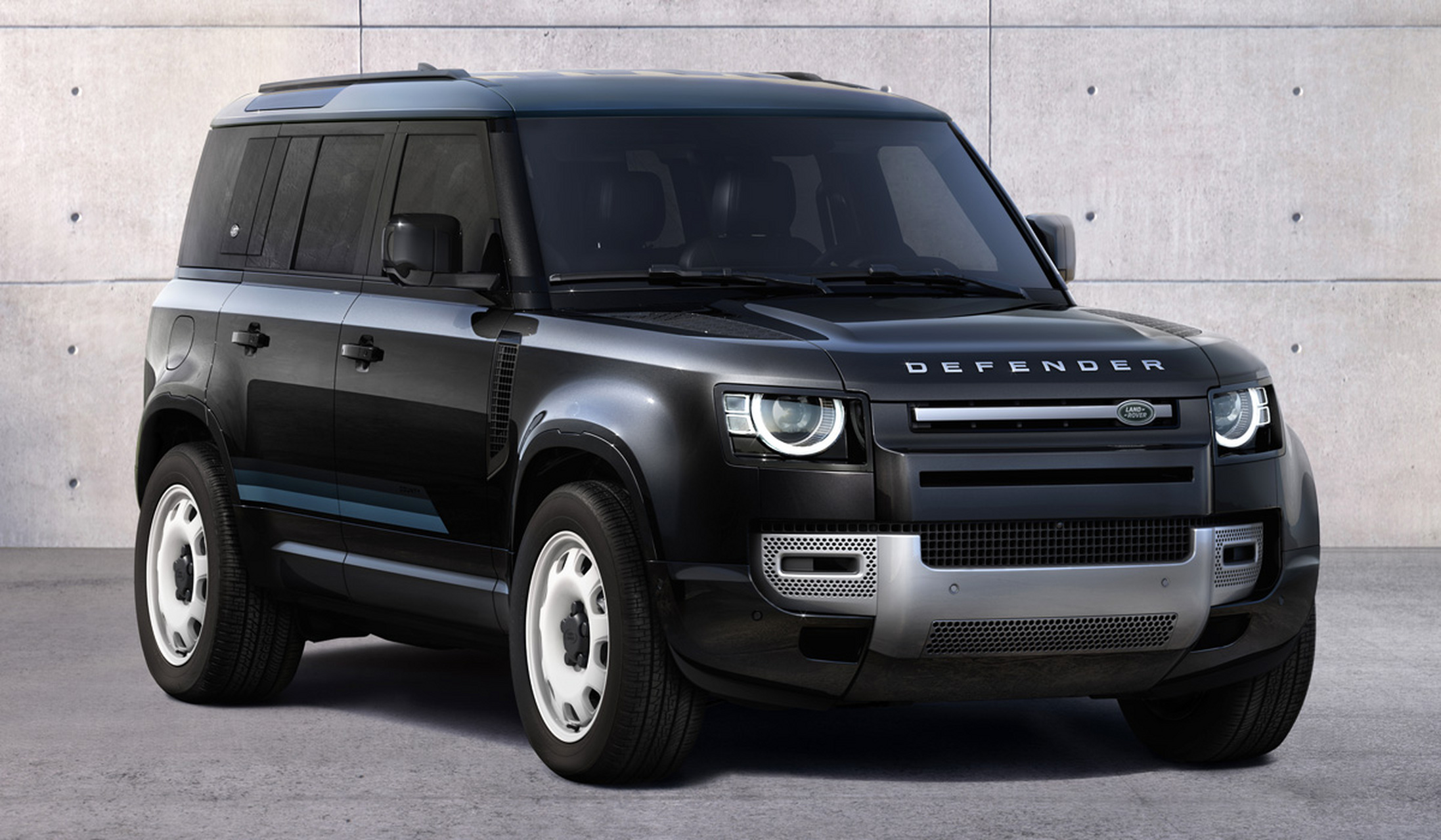 全球车型快报#   加长版land rover defender 130(路虎卫士130)丛载