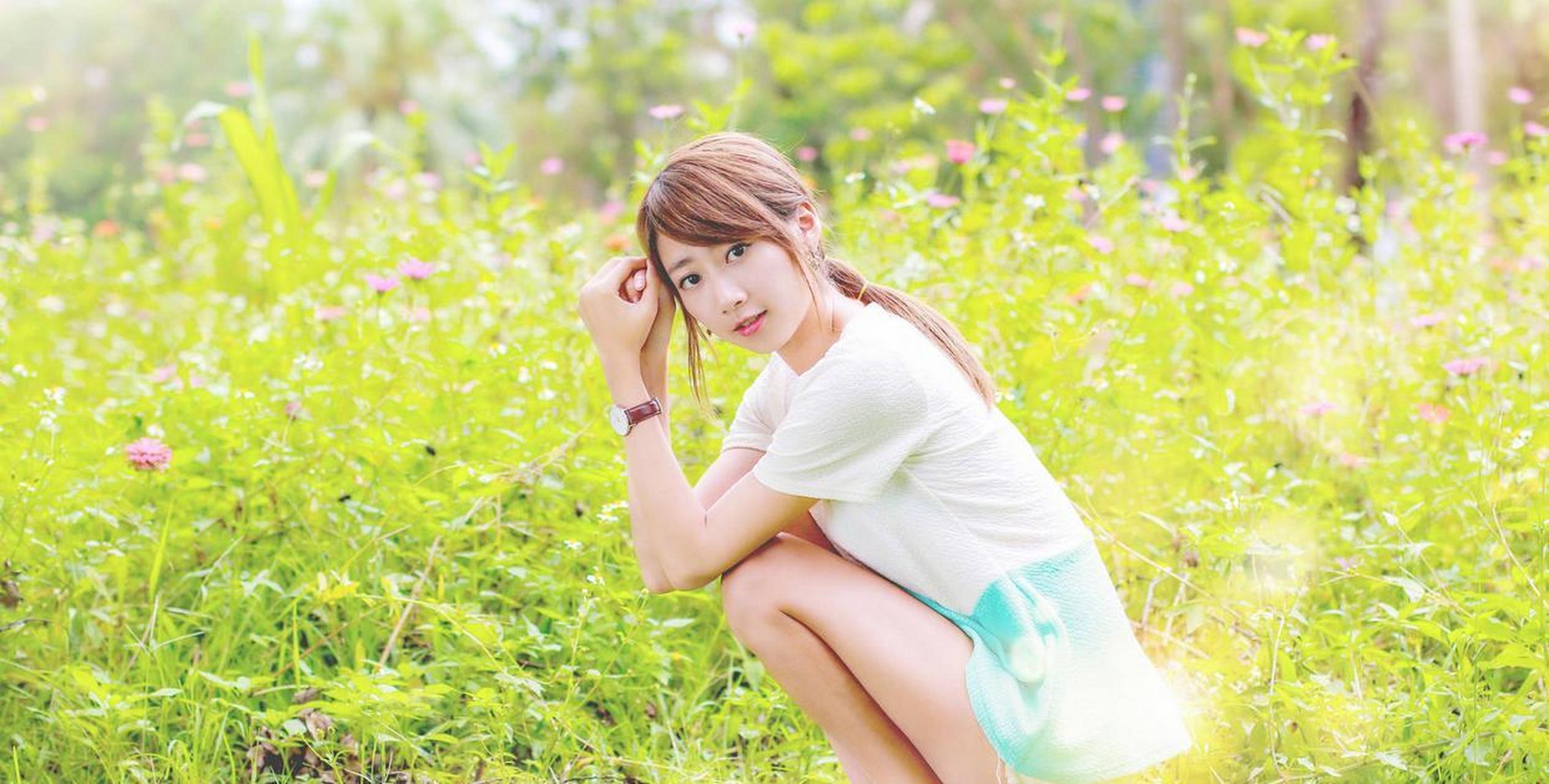 人像摄影美图,清秀可爱的女孩户外唯美写真