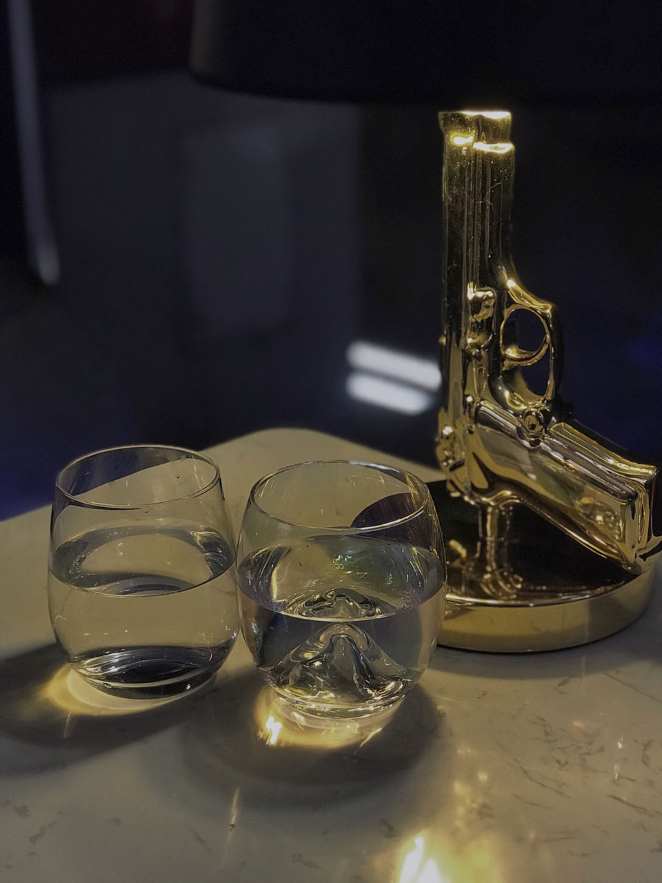 北京酒吧 之前在高碑店附近上班,印象里气氛好又能聚会的地方都很少哎