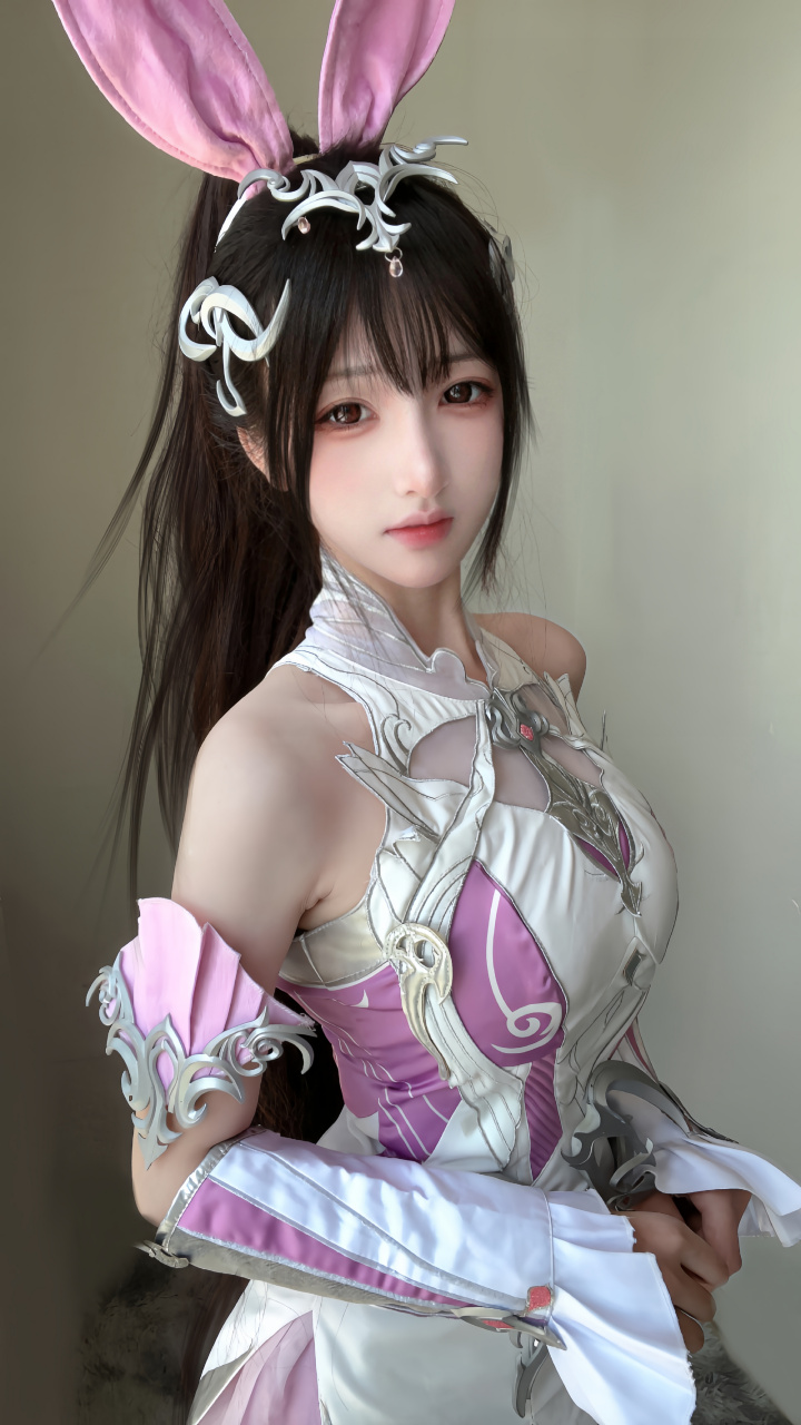 斗罗大陆# 小舞cos,又看到一个超级好看的小姐姐[期待] cn:是吱吱子