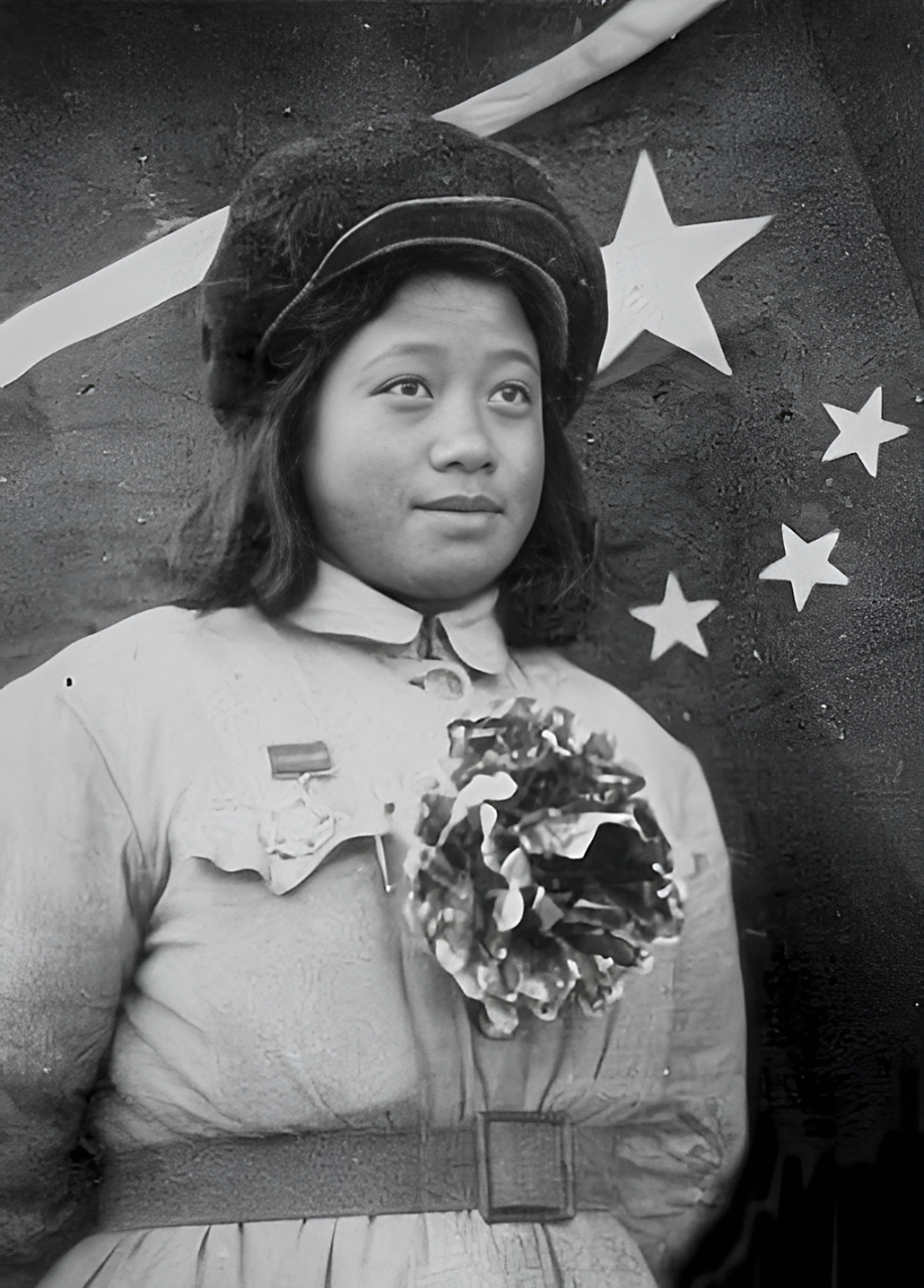 当王清珍询问他原因,他却支支吾吾,不好意思开口!  于是王清珍心