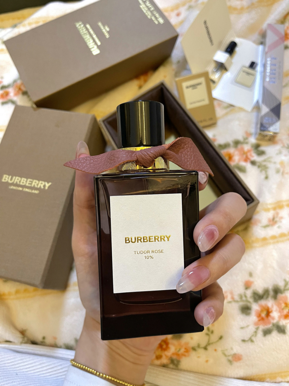 burberry 高定香水 -都铎玫瑰  tudor rose 10% 我真的太爱这个味道了
