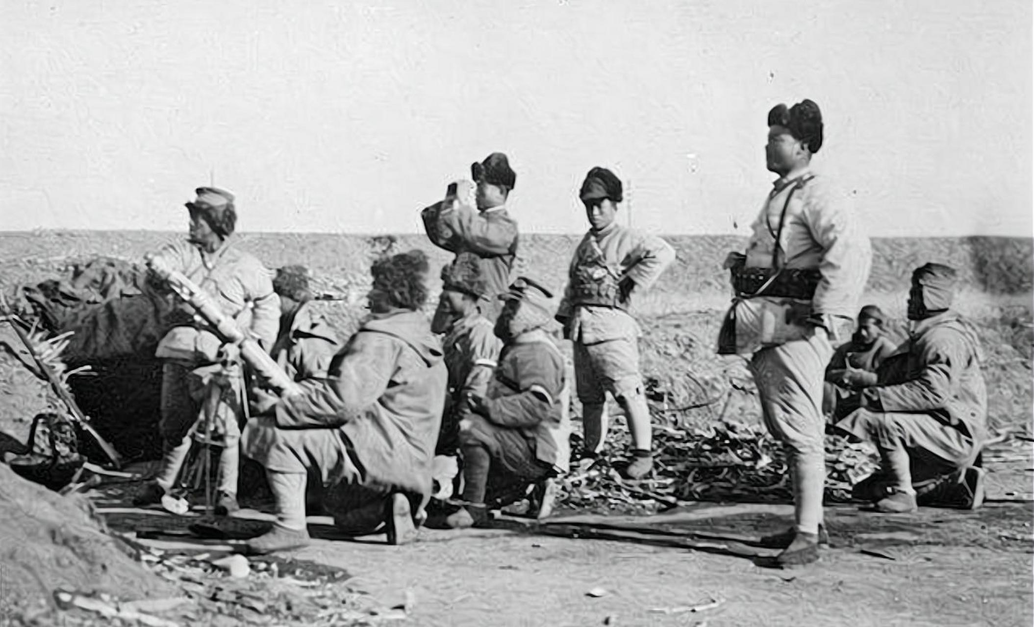 1920年秋,密山上的数百名土匪经过密谋,攻入了佳木斯城,大肆劫掠.