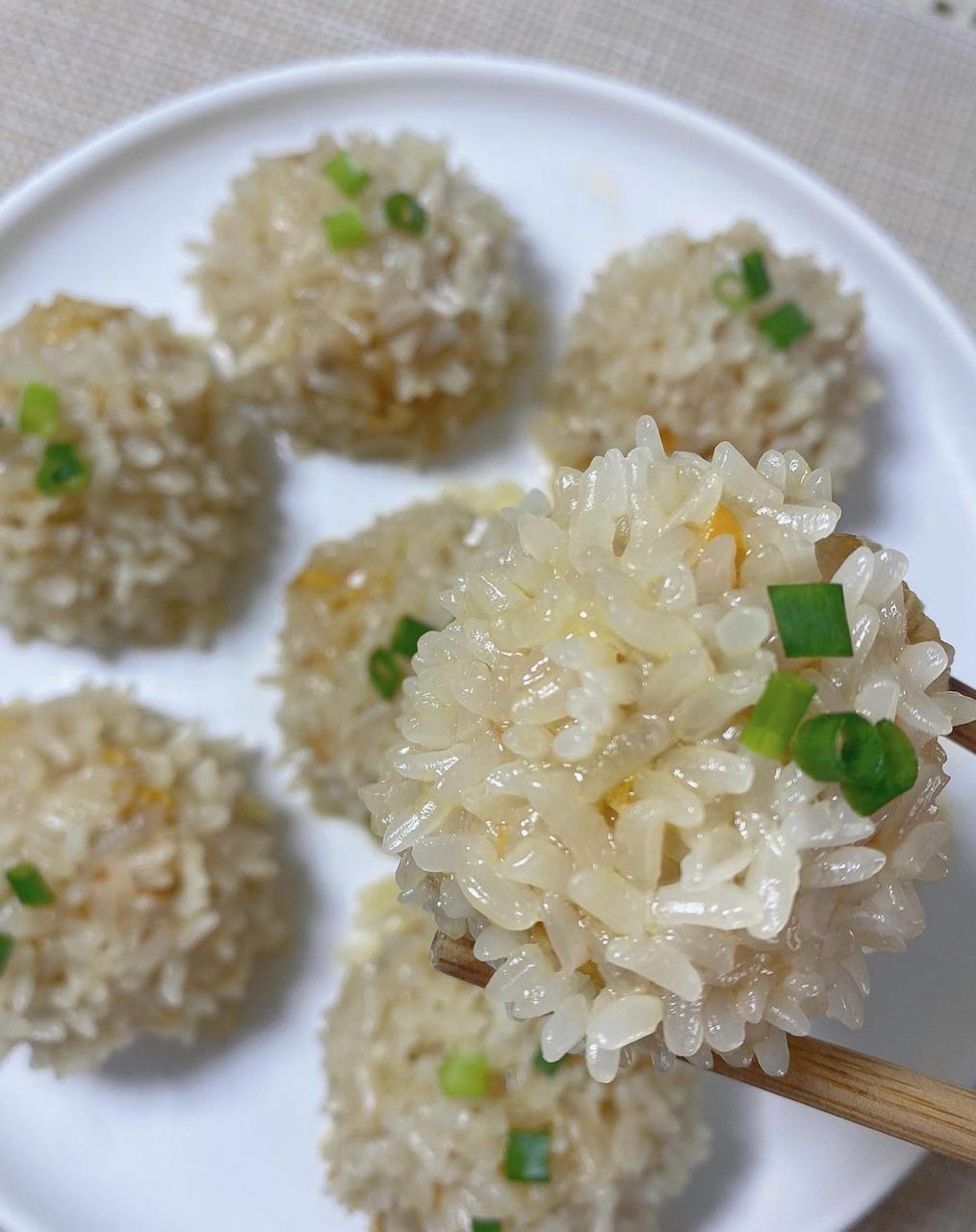 想告诉全世界…这个糯米肉丸子巨巨巨好吃!