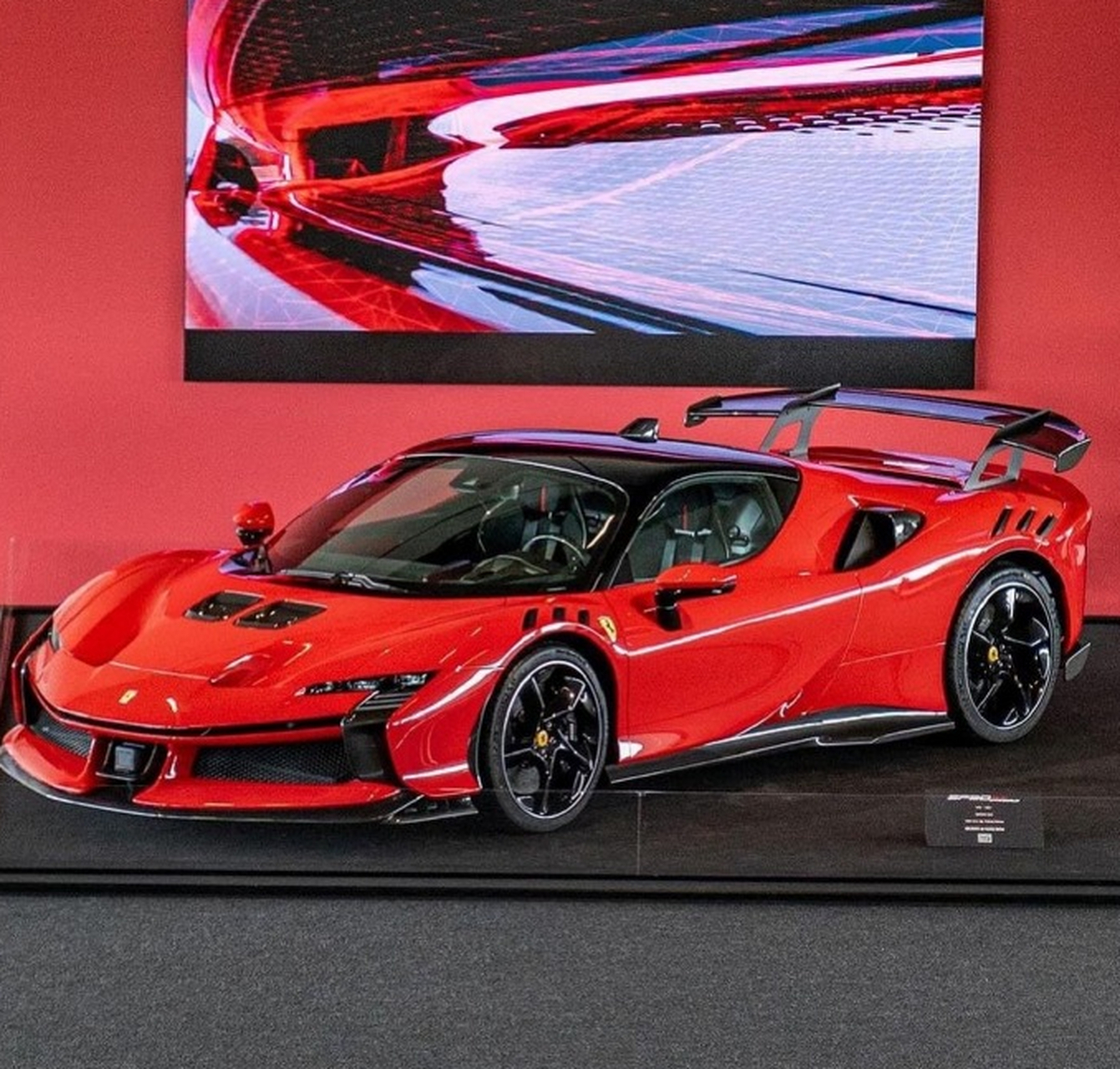 3秒破百 法拉利sf90 xx[舔屏] 电动车做到2.