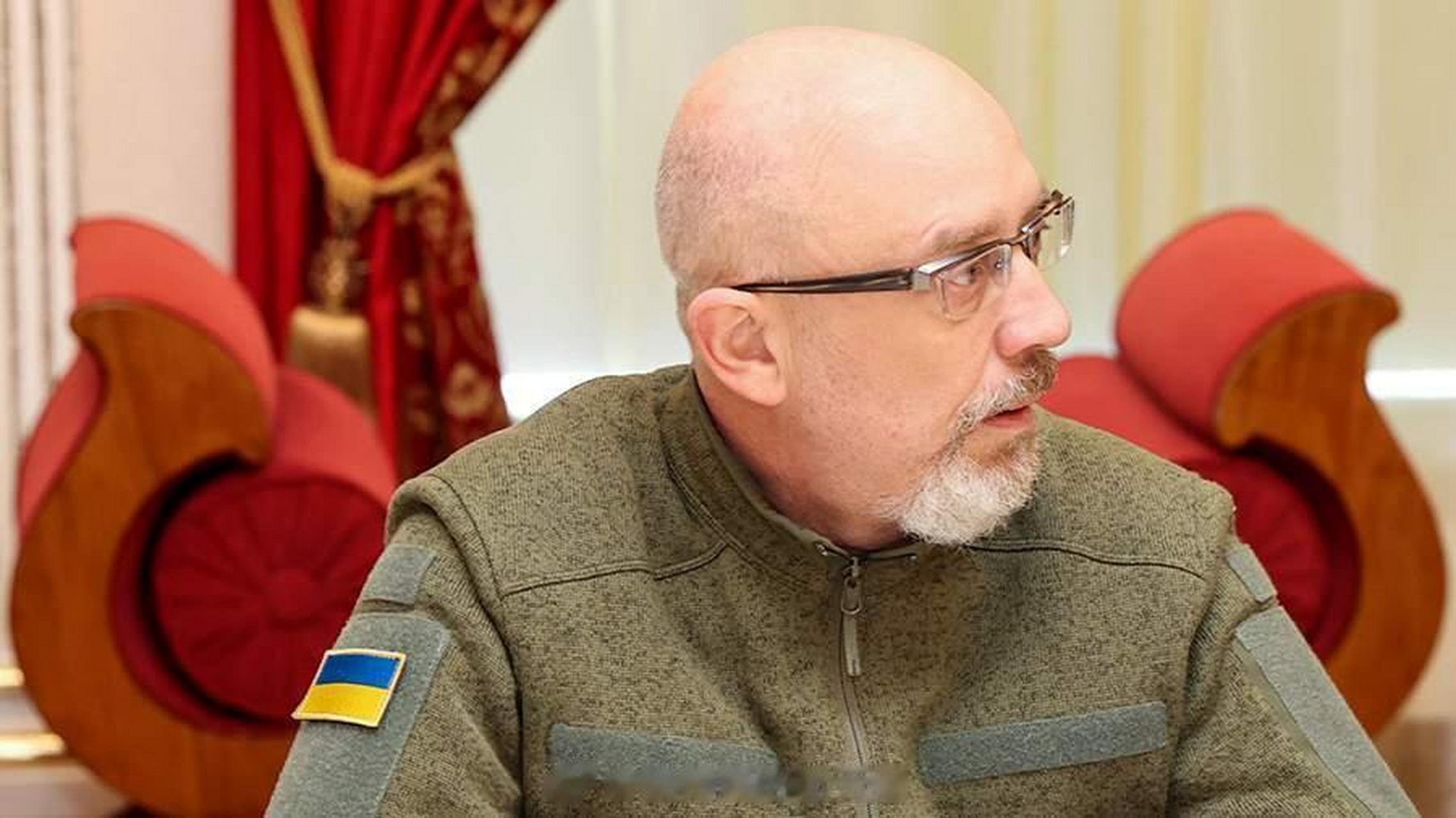 乌克兰国防部长列兹尼科夫将乌克兰没能加入北约归咎于德国前总理安格