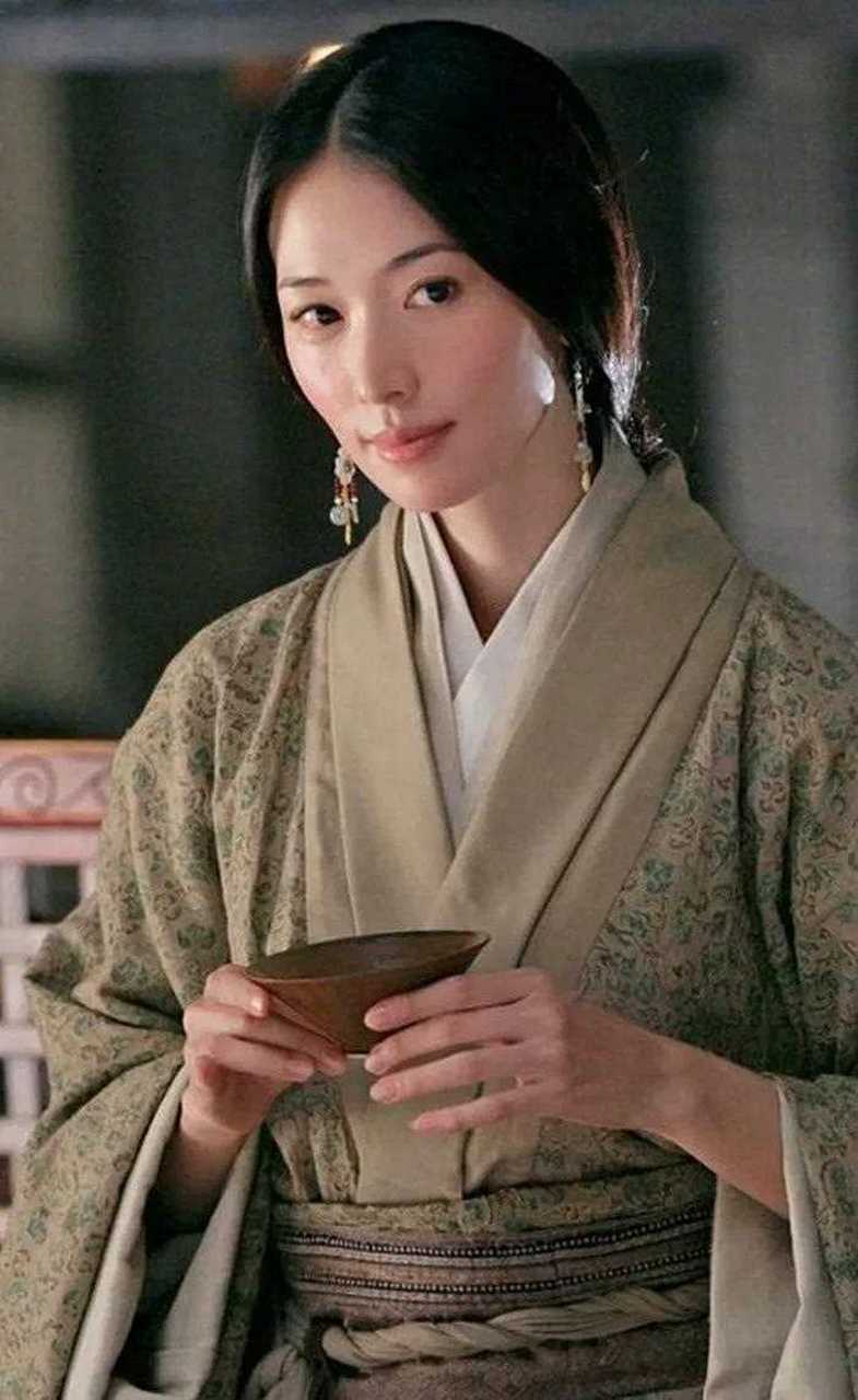 林志玲姐姐最温婉的形象,应该是在电影《赤壁》中的造型吧