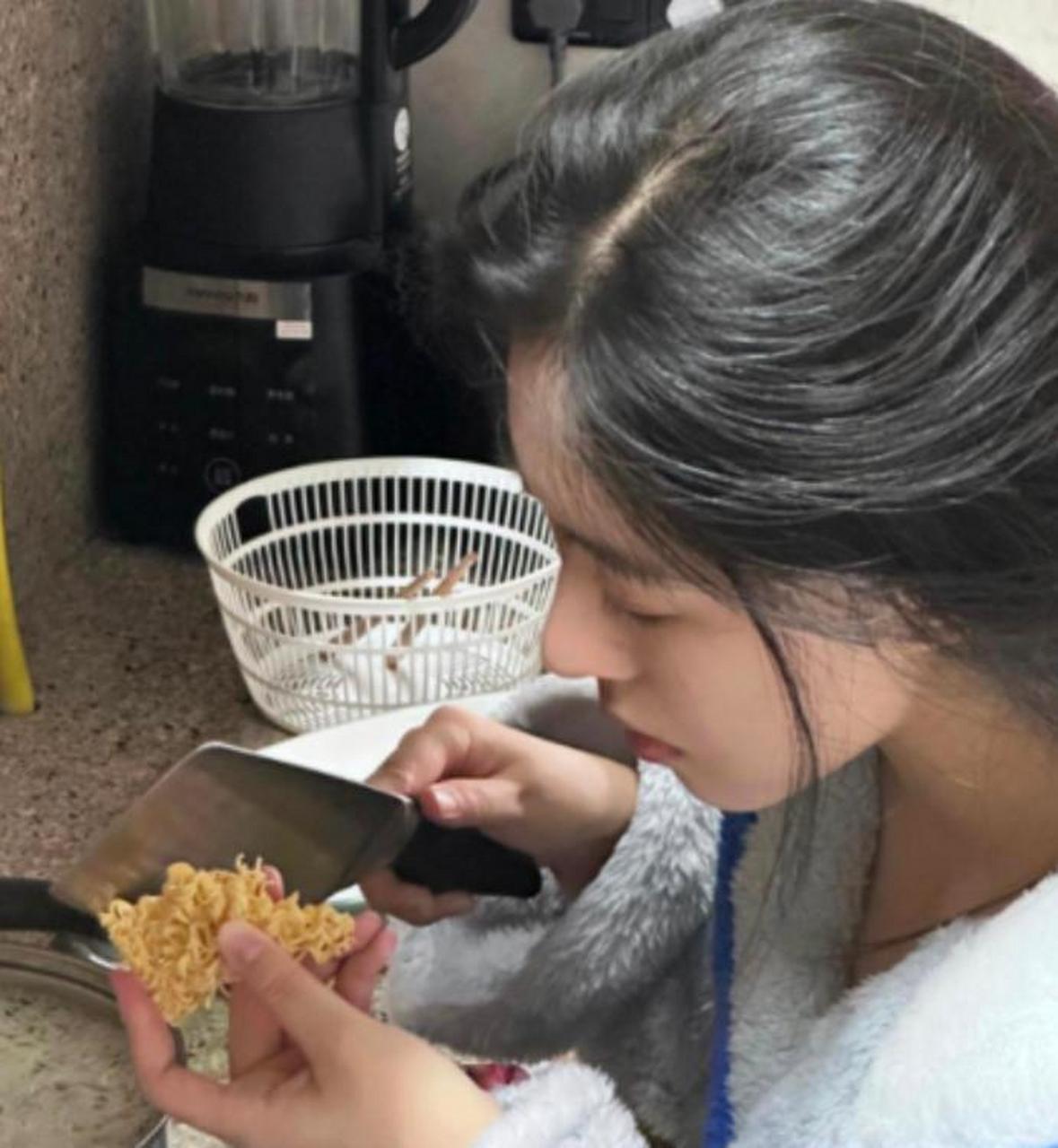 我女朋友怎么样,会做饭的真的不多了