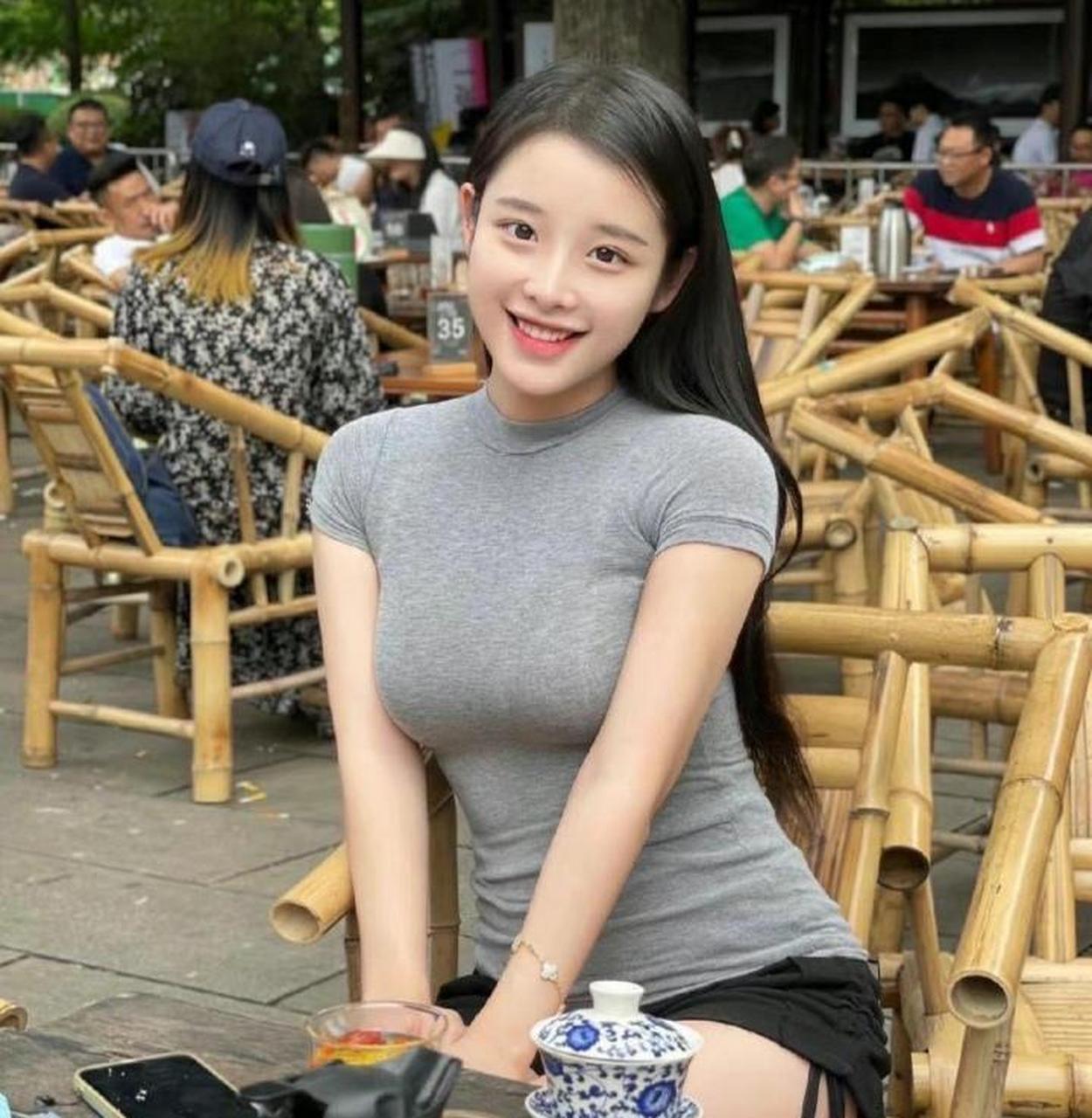 标准的四川美女