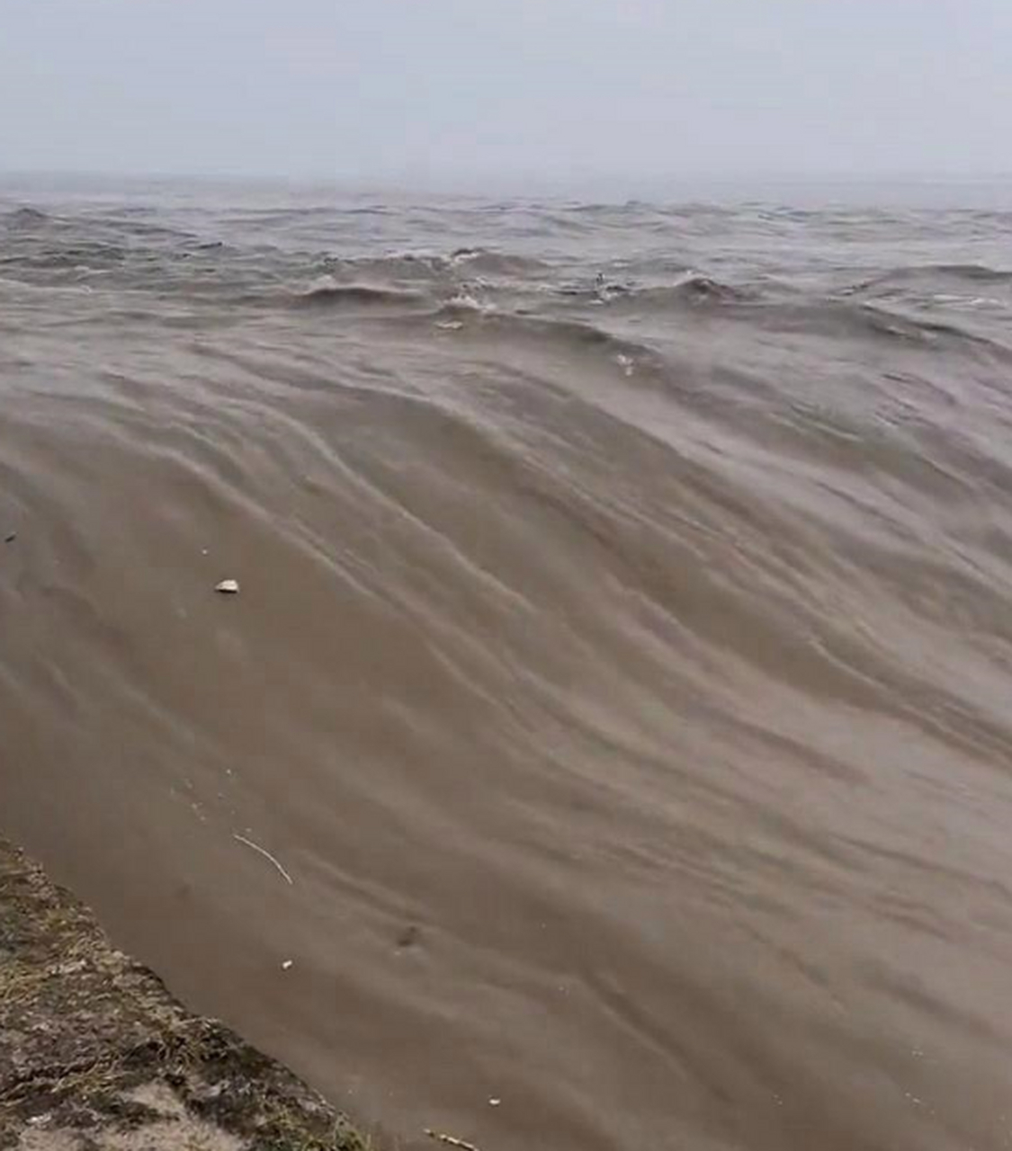 水性好的人都不敢在这里游泳