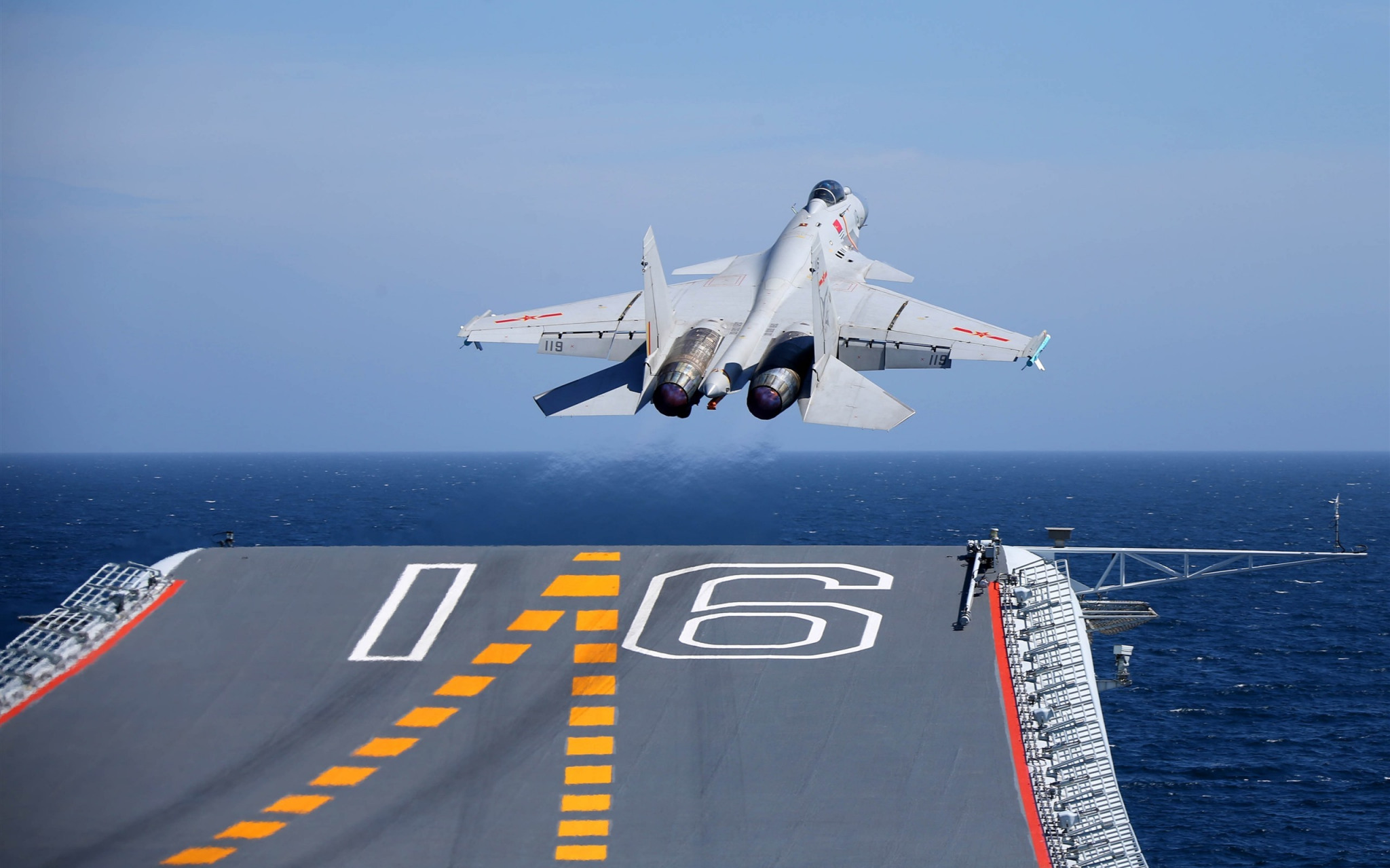 每年的今天,我们内心禁不住再一次呼唤:81192,请返航  跨越22年的