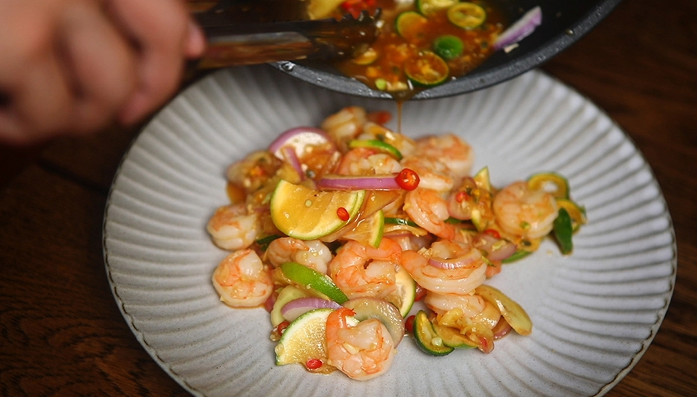 百香果酸甜凉拌虾仁:这道低脂虾料理,专治夏天没胃口 为大家做一道能