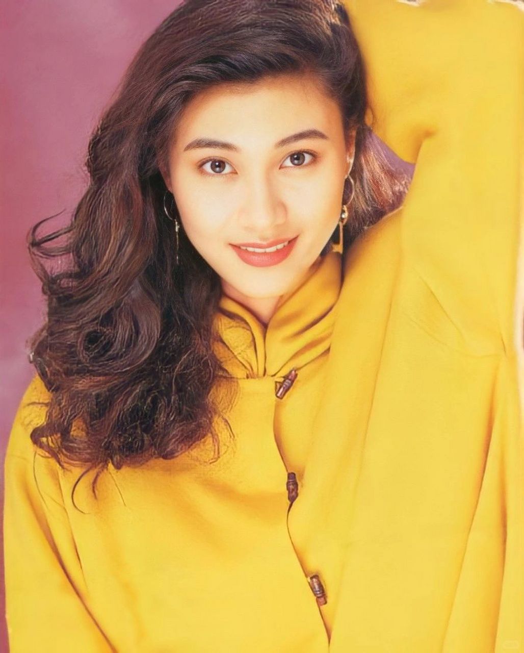 冻龄女神李嘉欣,颜值抗打美到巅峰!  谁还不是个美女了!