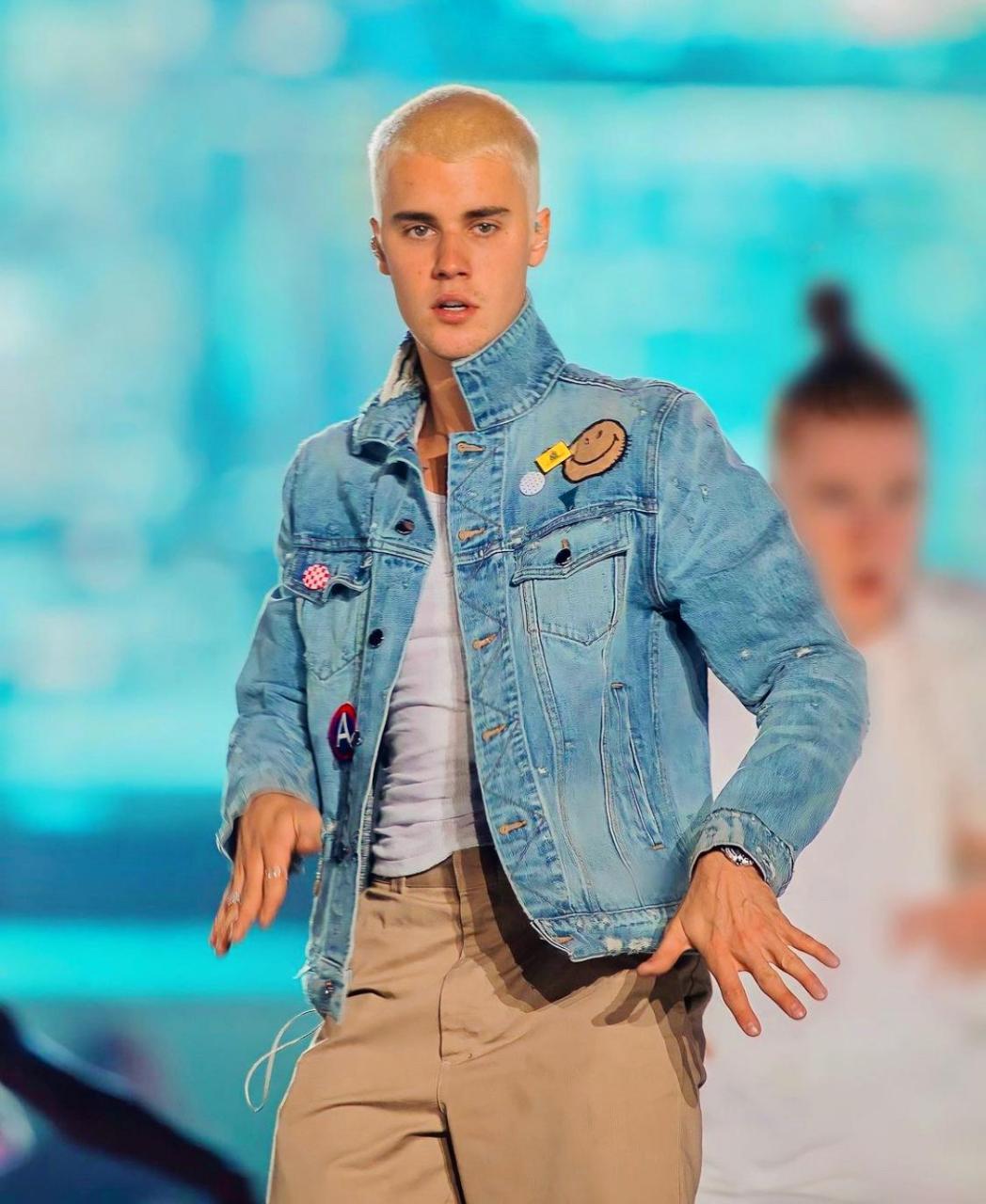 贾斯汀比伯 (2015-2017)#明星娱乐资讯# #明星资讯广播台# #明星