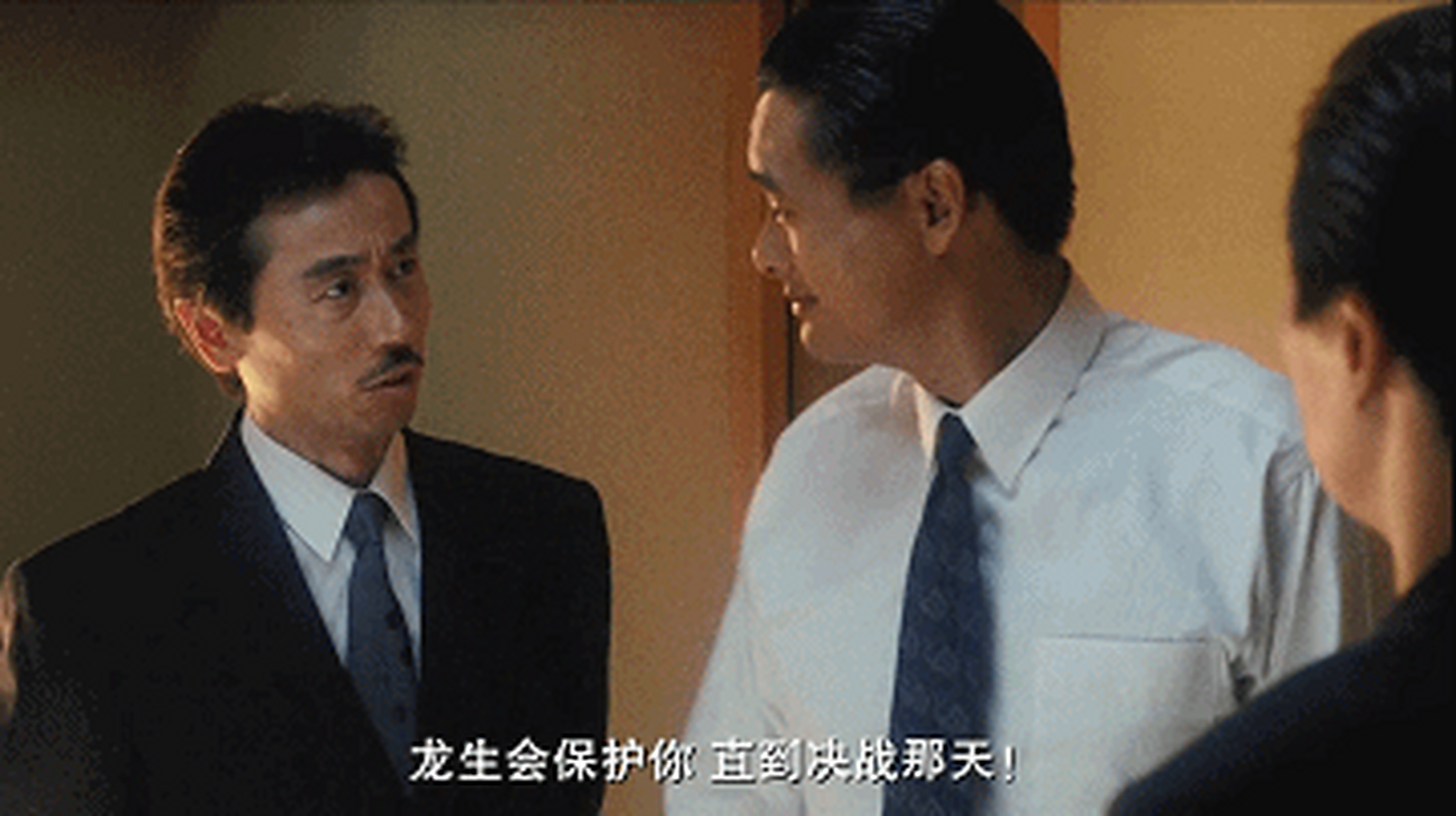 1989年香港华语片票房第一名《赌神》,3629万港币 导演: 王晶 编剧