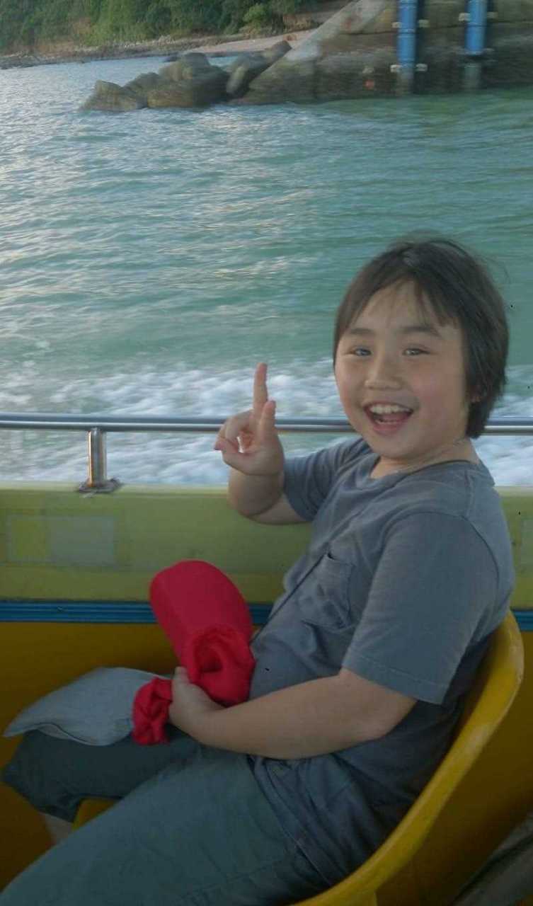 台湾童星小彬彬第三度"离婚",没工作靠儿子小小彬做童星接作品维生