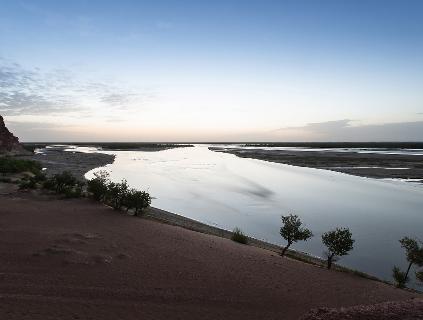 我国最长的20大支流河流长度排名 1,松花江:1923千米.