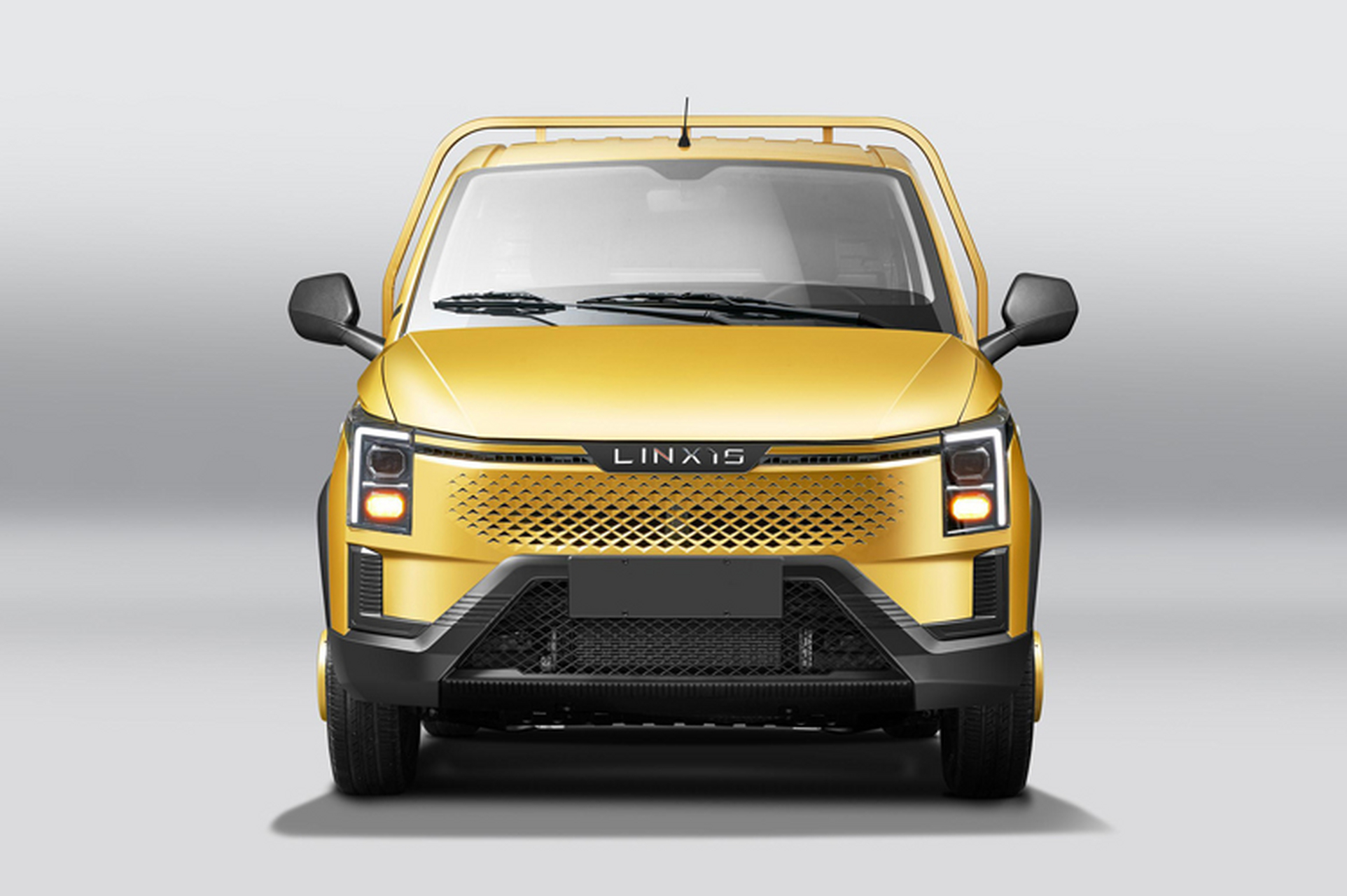 近日,五菱官方透露,菱势黄金卡将于6月28日正式上市,新车是一款新能源