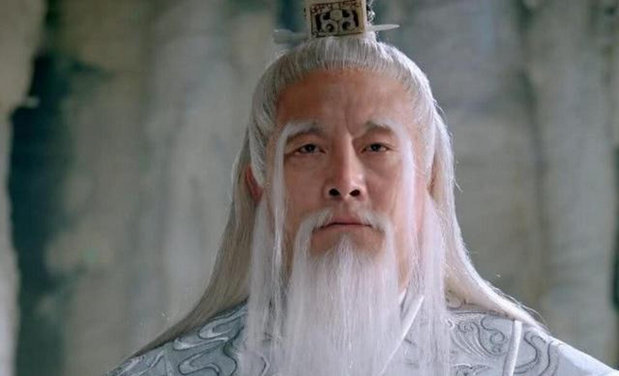 封神演义,除了元始天尊,阐教还有位超级高手,实力碾压陆压道人元始