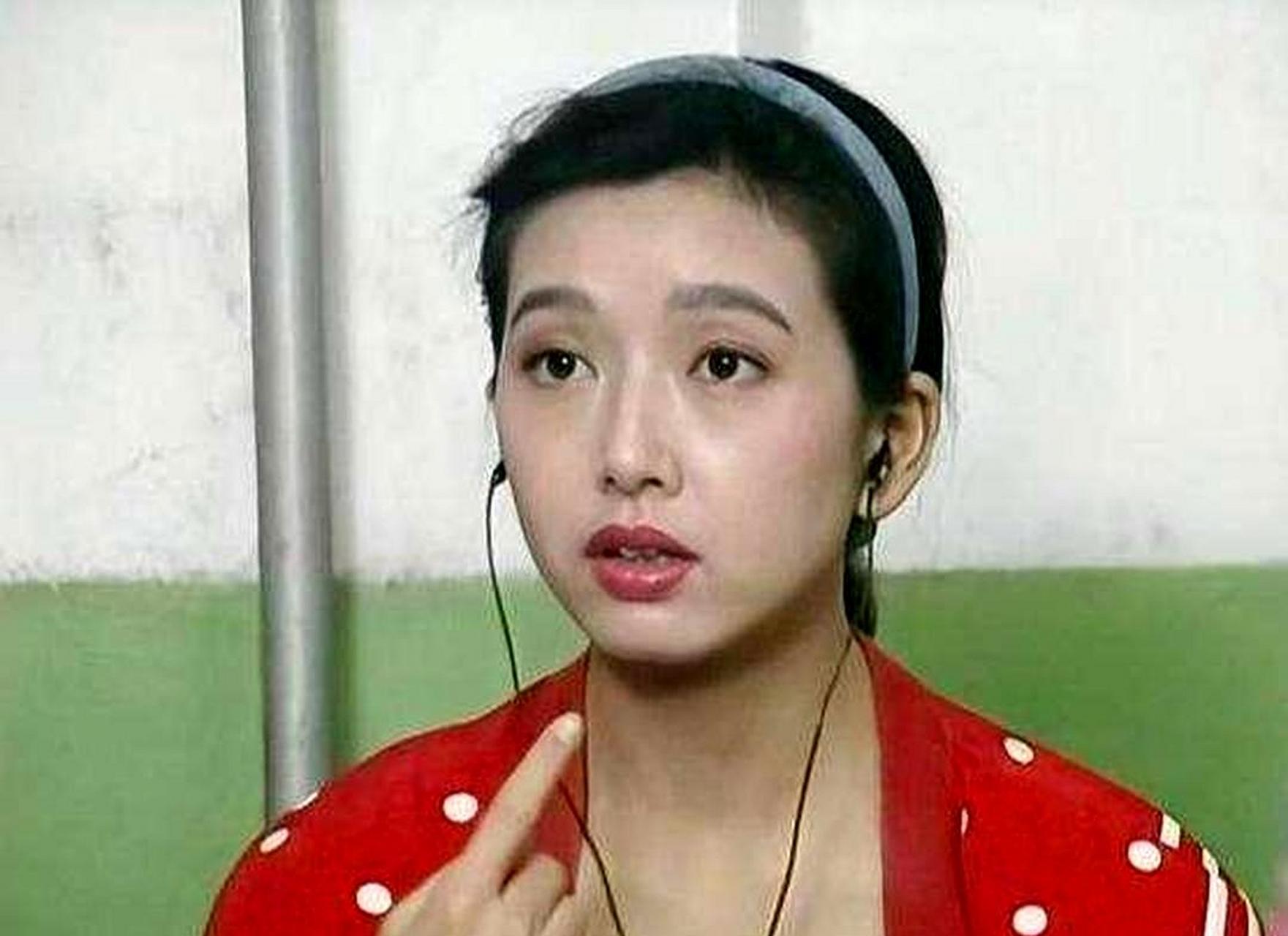 江珊年轻时的美丽令人惊叹.