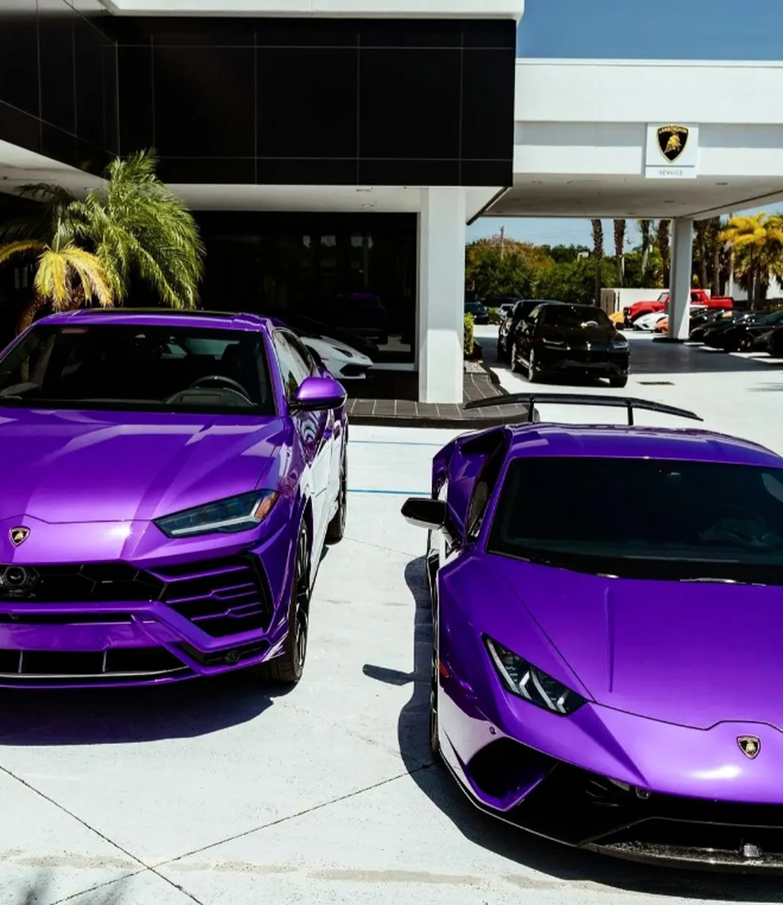 盘点那些让人惊艳的彩色兰博基尼 近日,兰博基尼推出了两款全新配色