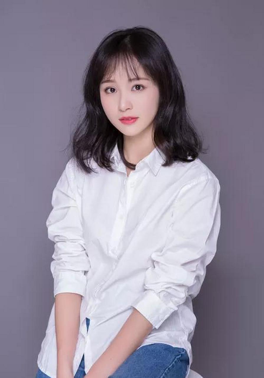 百家姓女神系列之冯芷墨