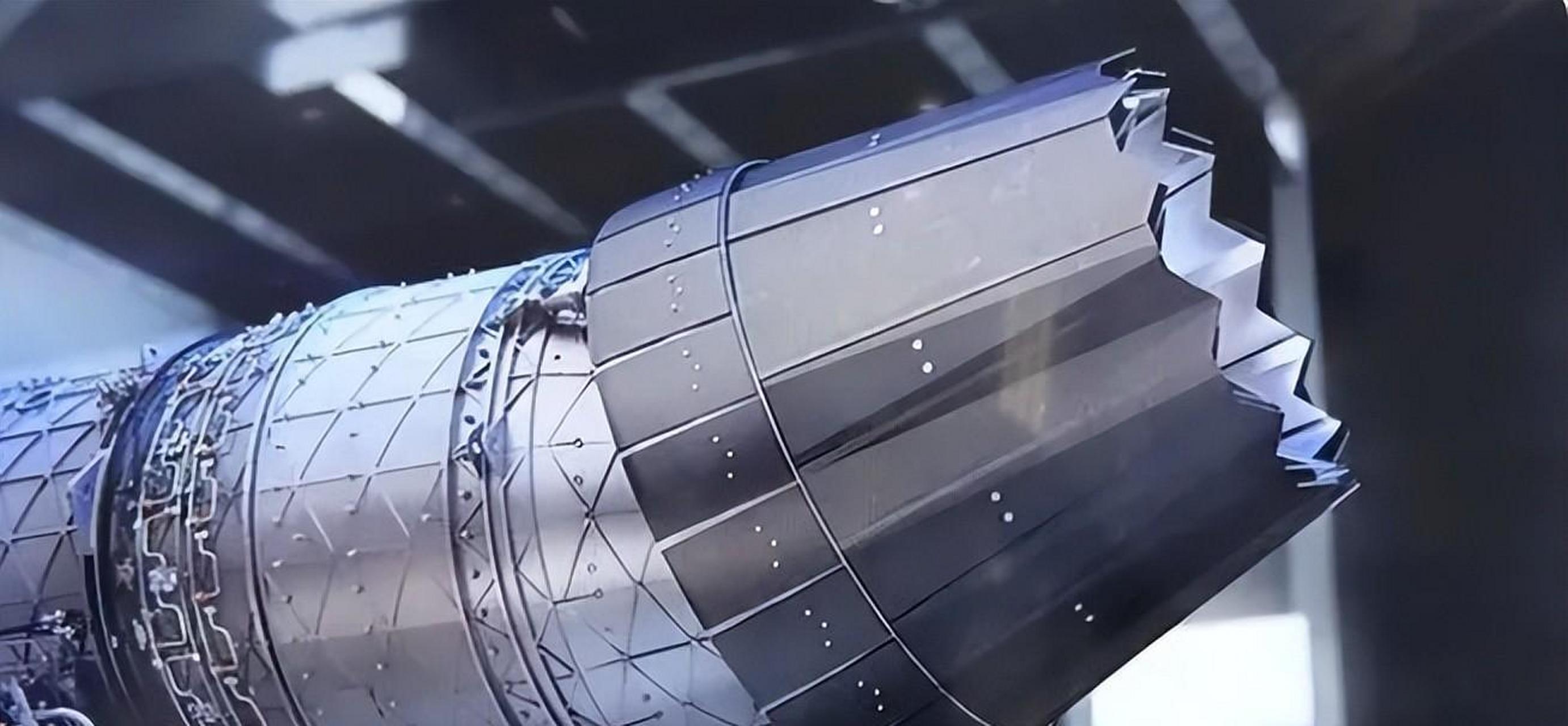 在航空飞行领域,中国的大推力军用航空发动机,曾长期处于相对弱势的