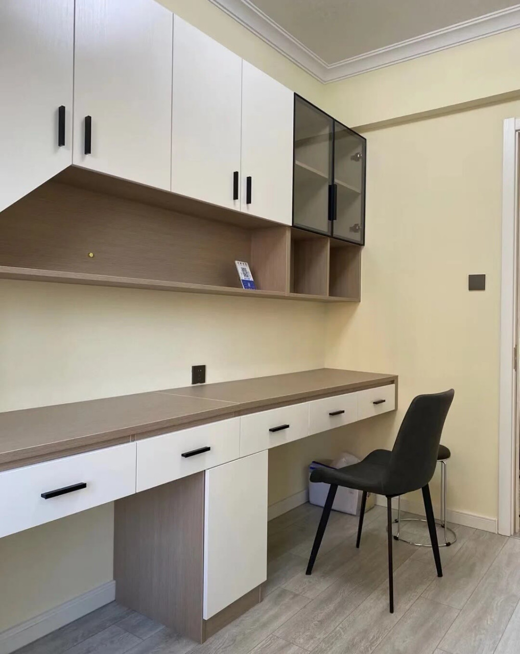 这样的双孩家庭的连体书桌是你喜欢的吗,如果家庭有2个小孩以上的