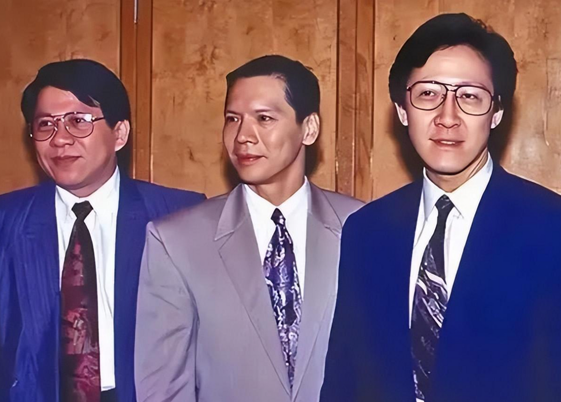 曾砍伤大佬崩牙驹,向华炎,陈惠敏捧场  近日,有网友分享新义安"大总管