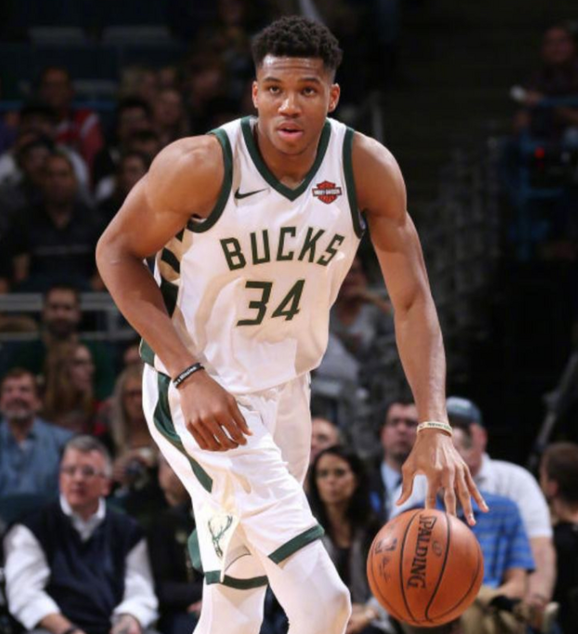 1次抢断,1.3次盖帽